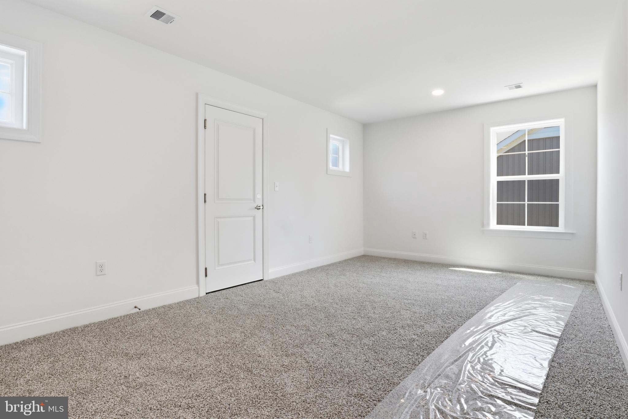 CROSSGATES - Residential