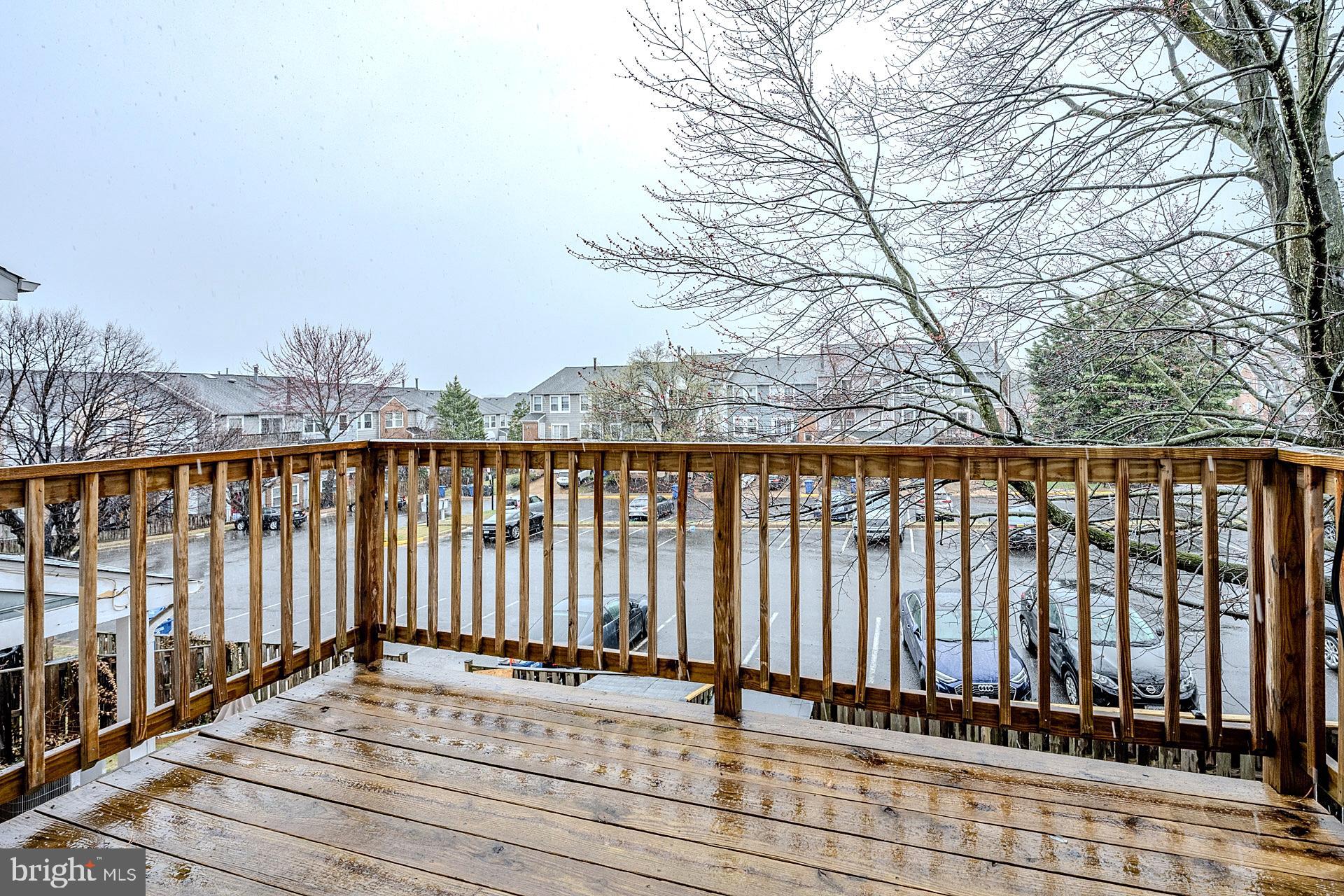 JACKSONS RIDGE CONDOS - Residential