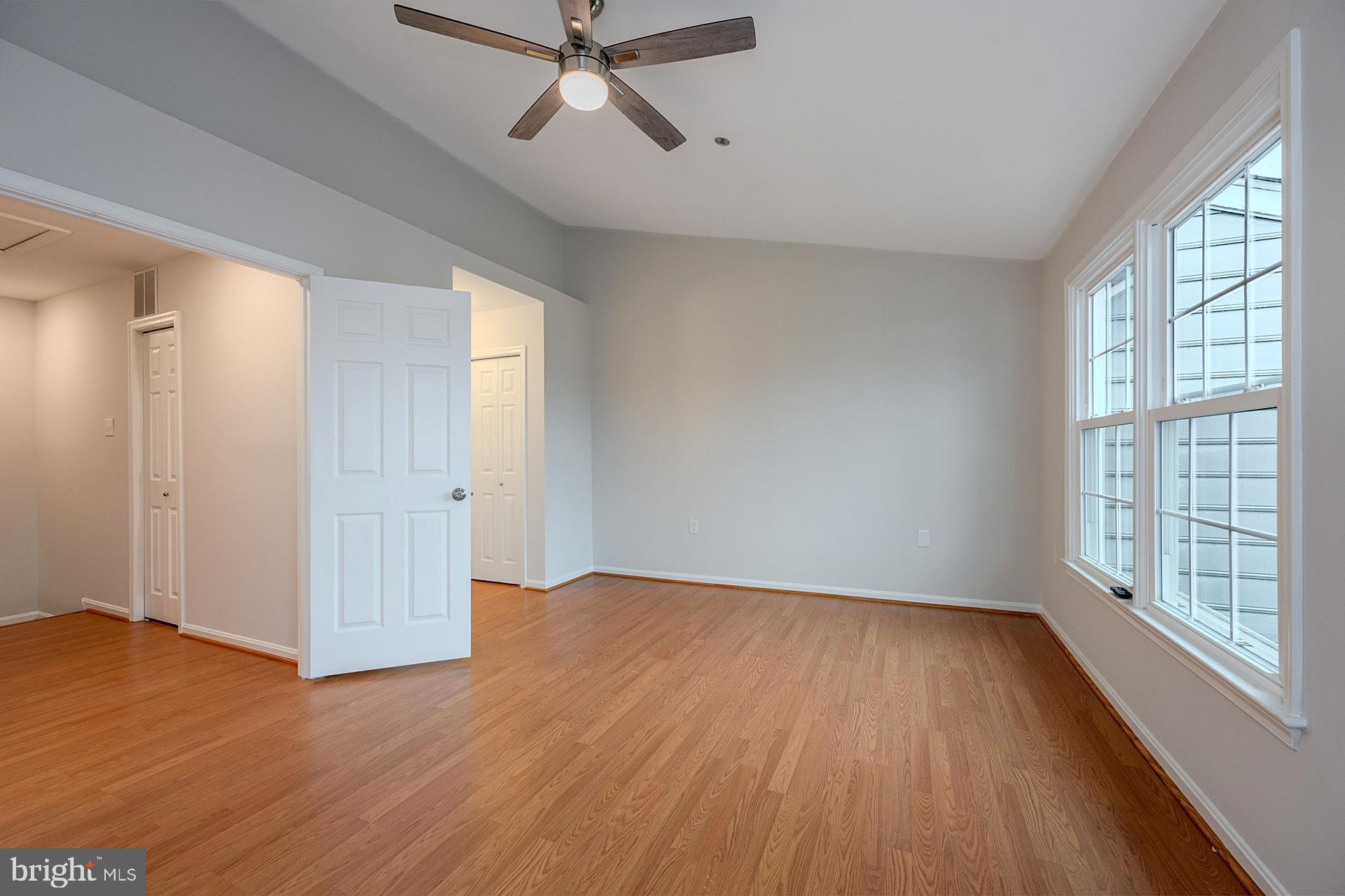 JACKSONS RIDGE CONDOS - Residential