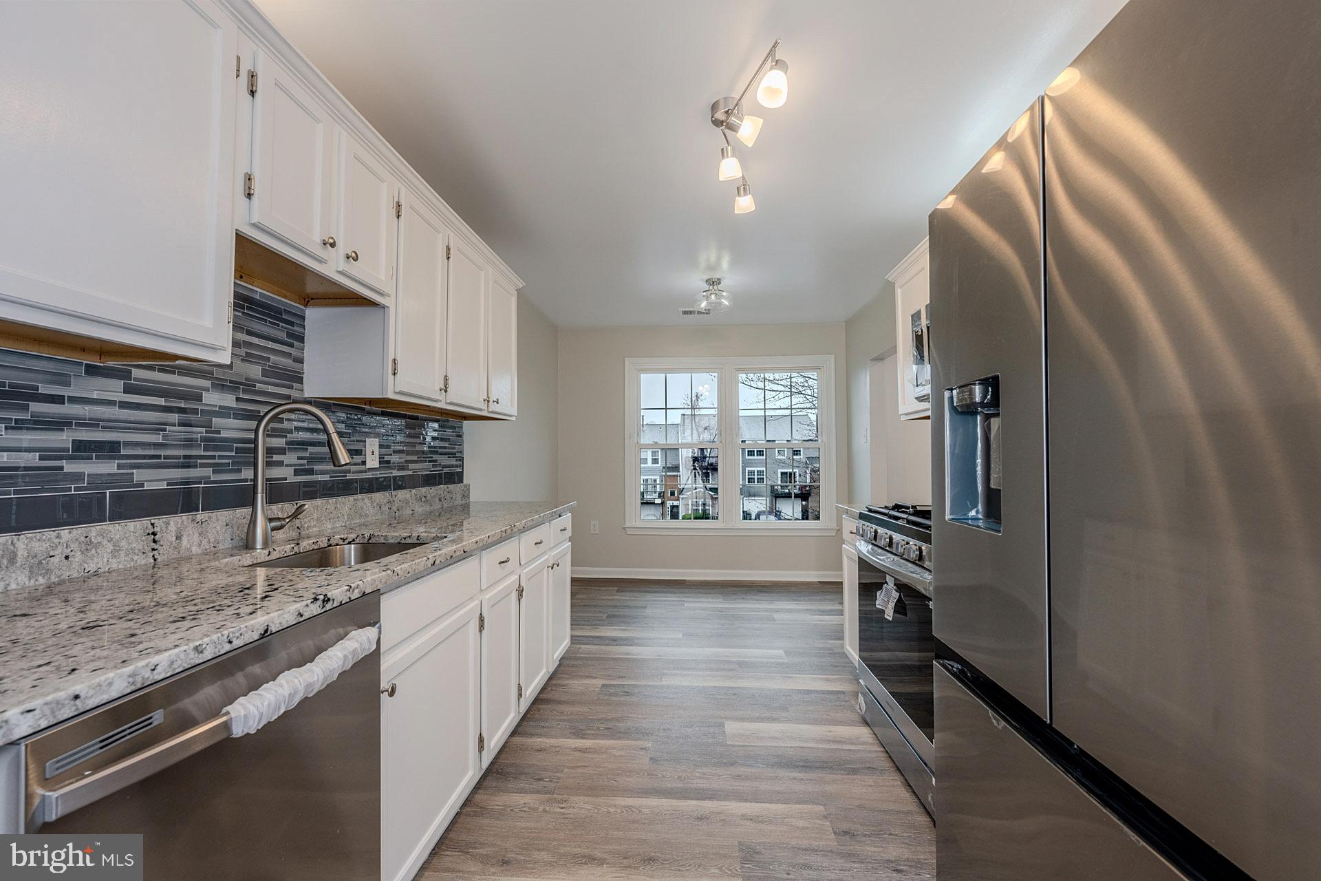 JACKSONS RIDGE CONDOS - Residential