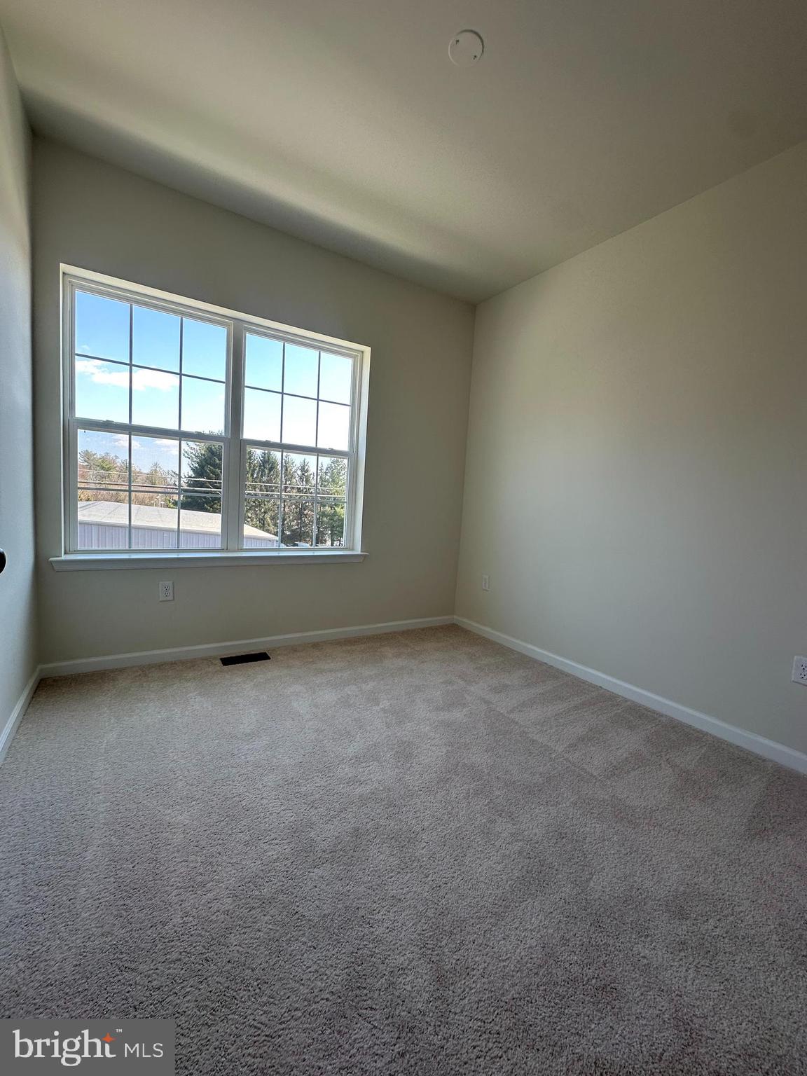 KENNETT POINTE - Residential Lease