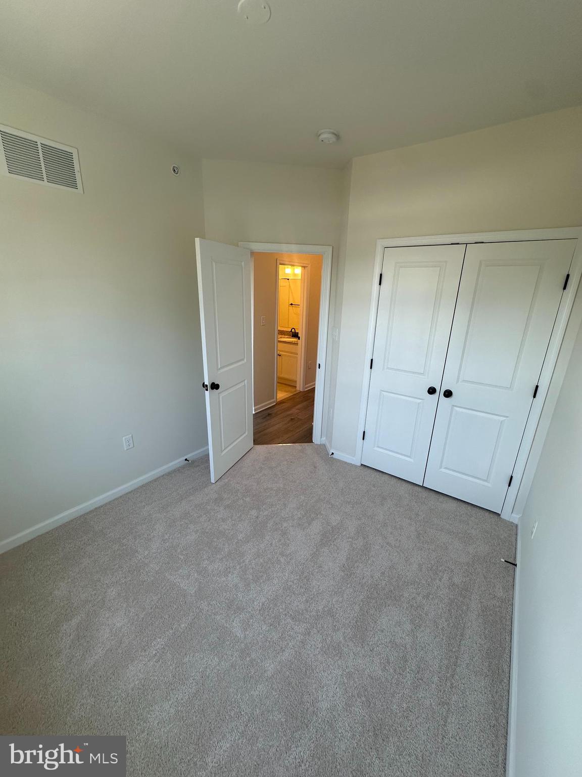 KENNETT POINTE - Residential Lease