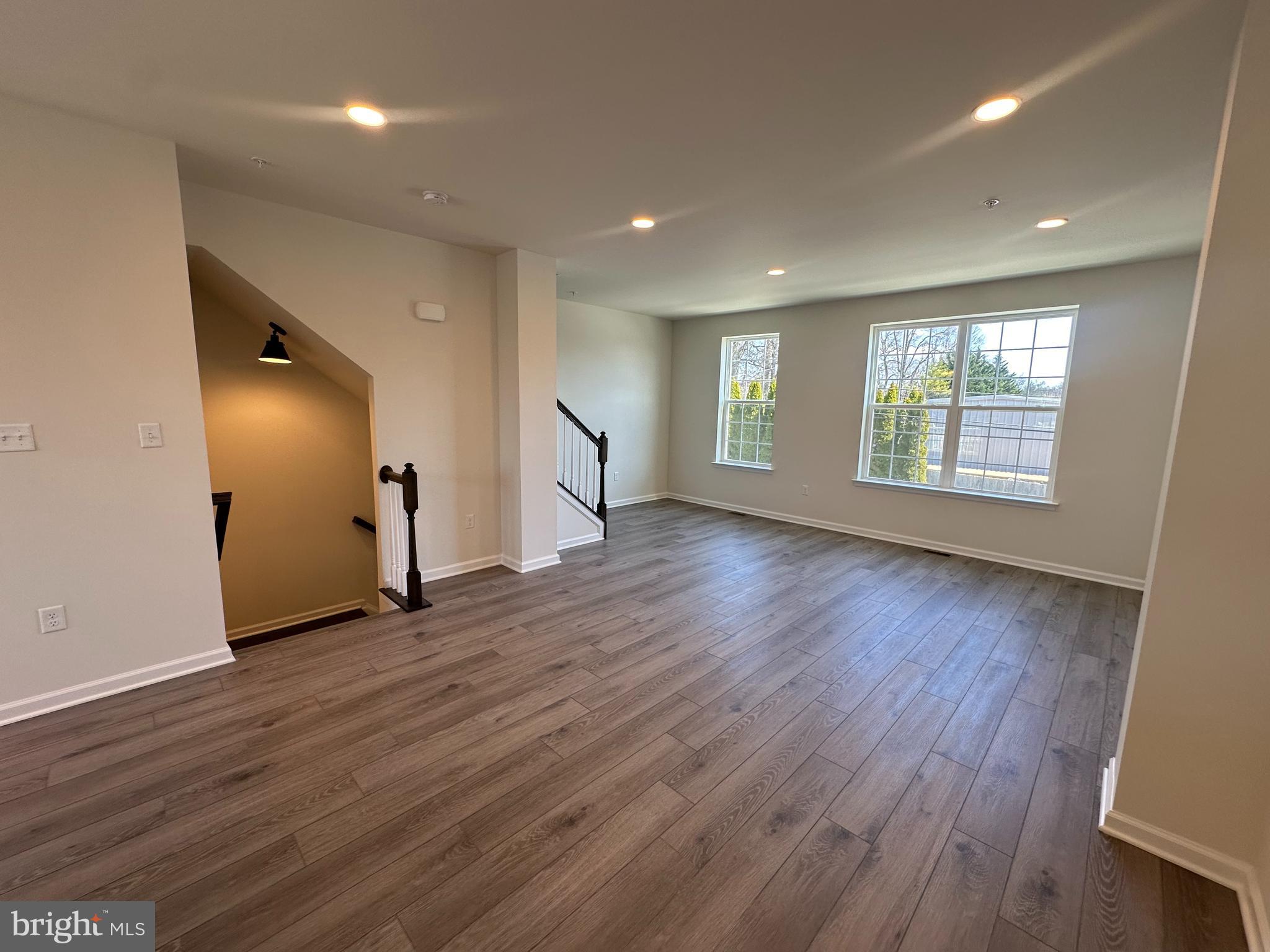 KENNETT POINTE - Residential Lease