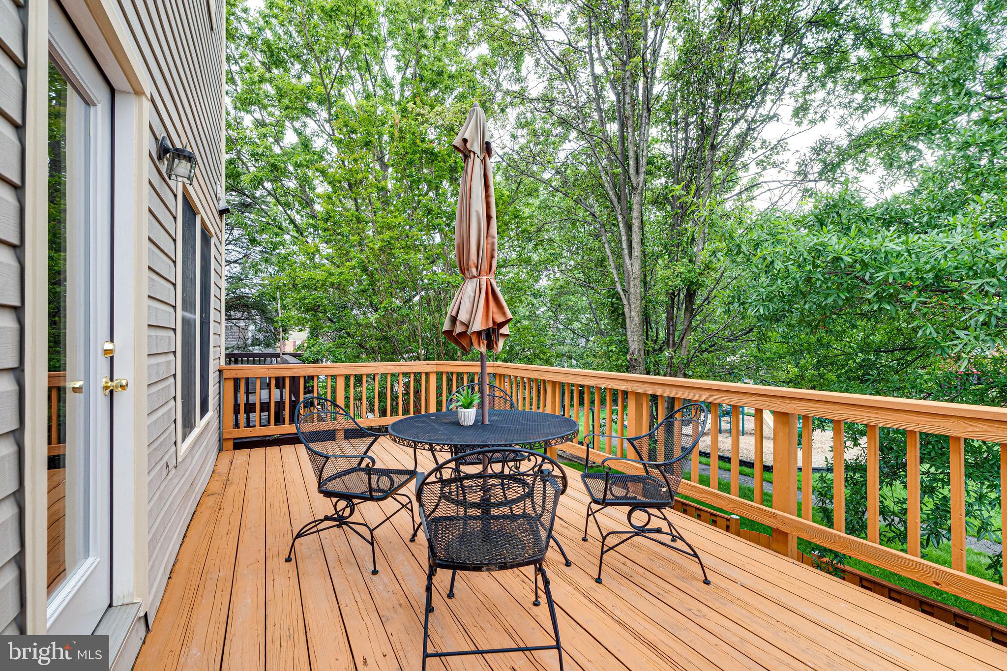 POTTERS GLEN - Residential Lease