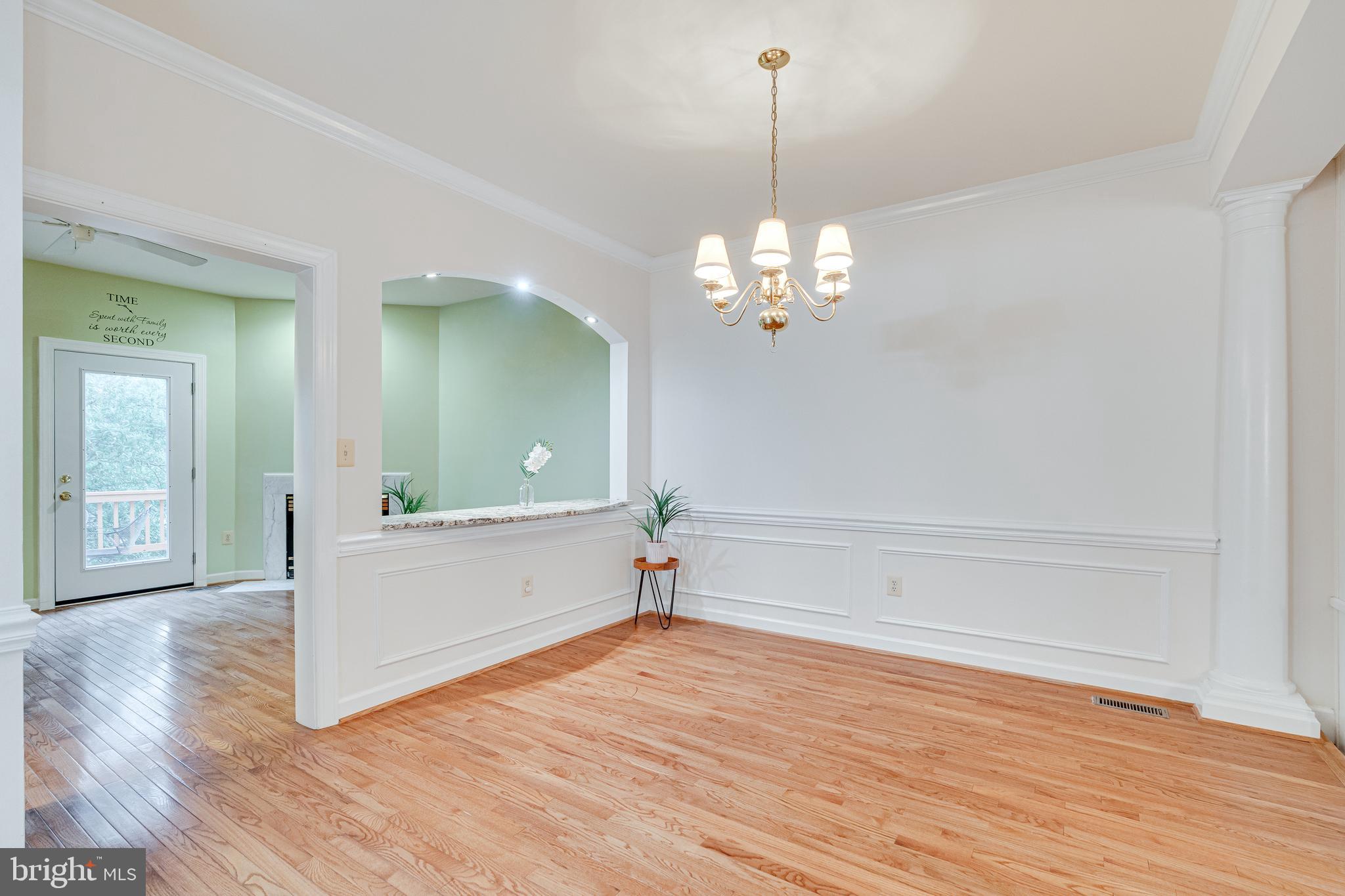 POTTERS GLEN - Residential Lease