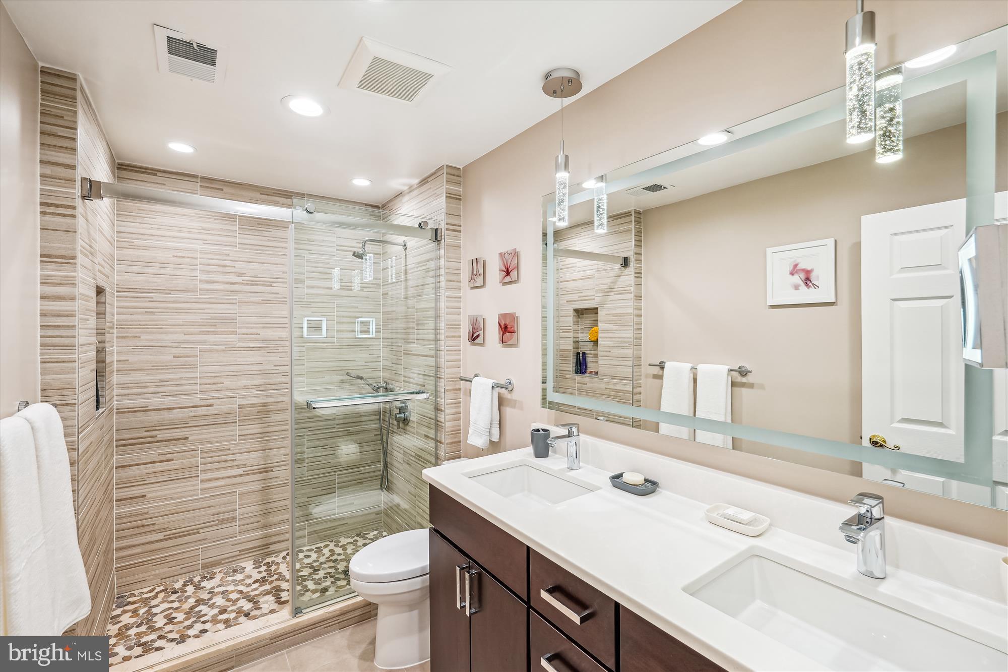 HALLOWELL - Residential