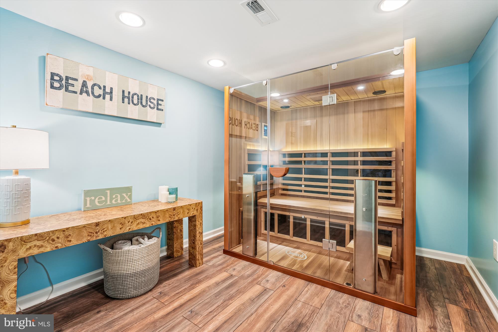 HALLOWELL - Residential