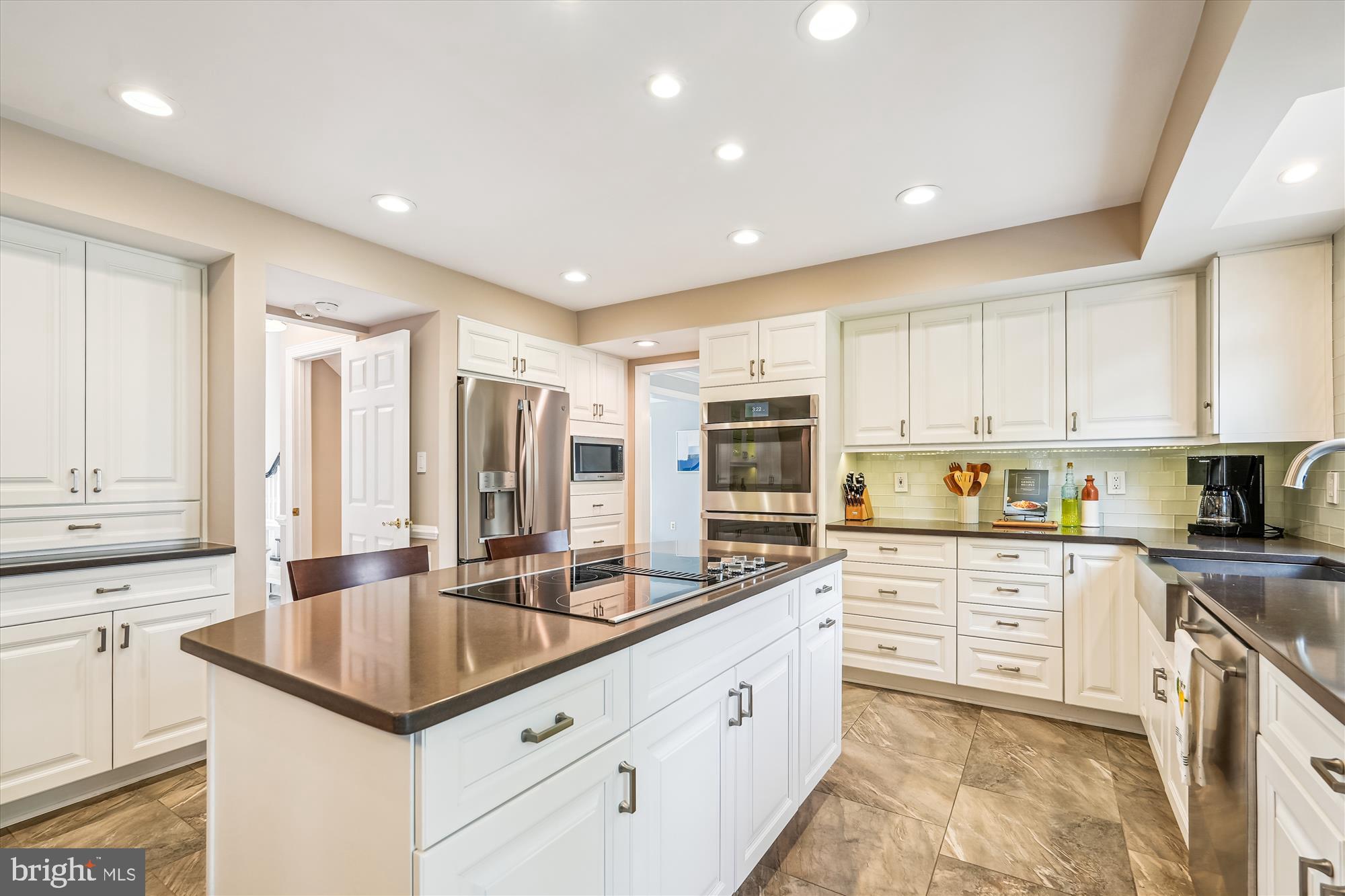 HALLOWELL - Residential