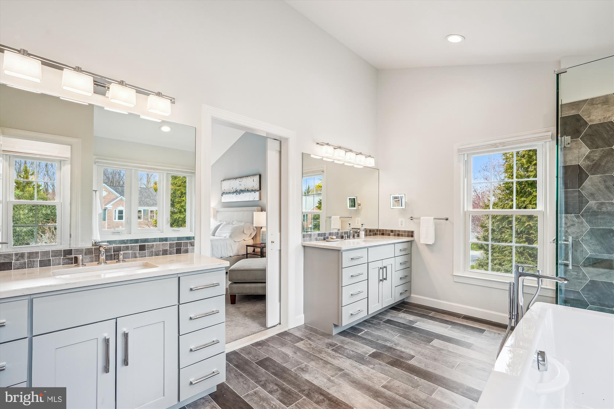 HALLOWELL - Residential