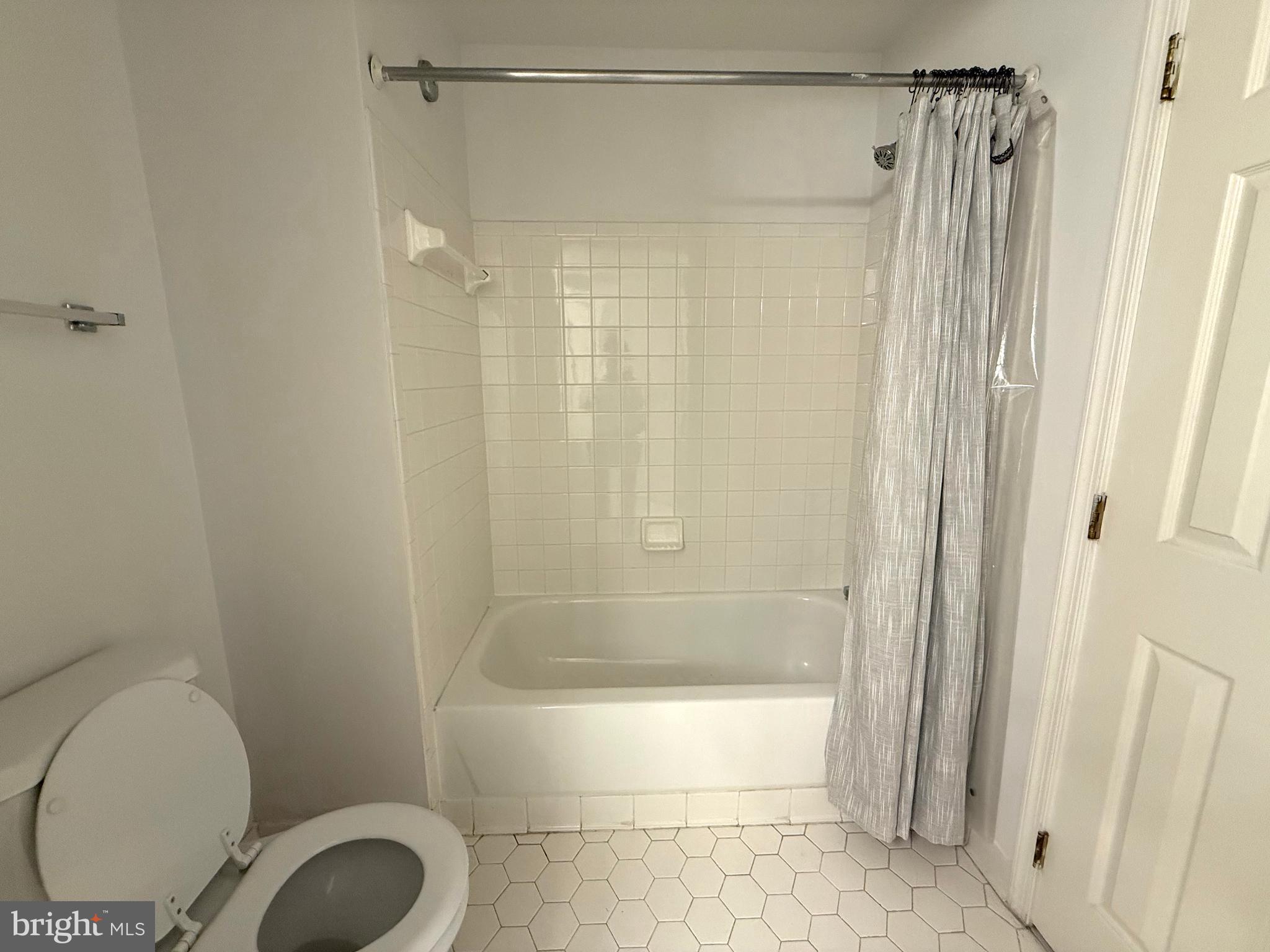 GERMANTOWN ESTATES - Residential