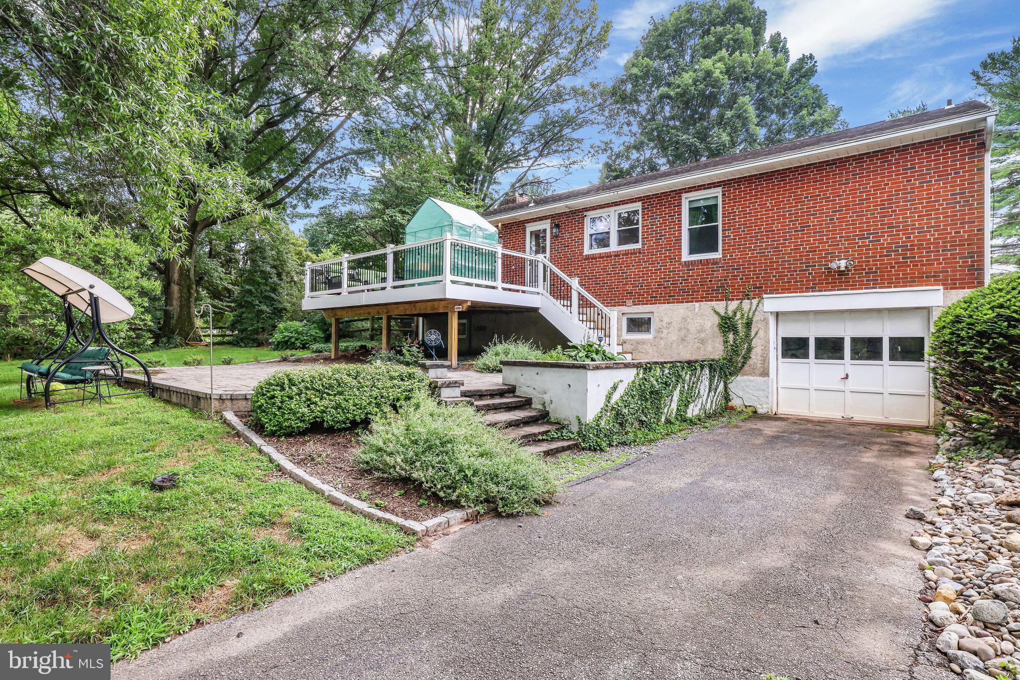 CHESTNUT RIDGE - Residential