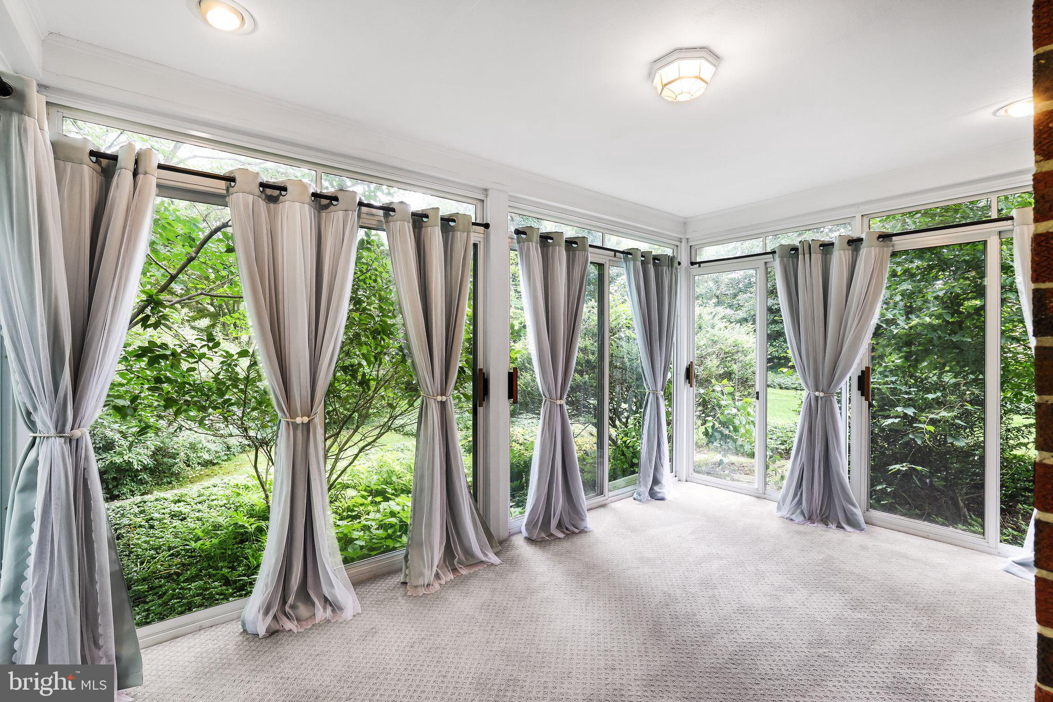 CHESTNUT RIDGE - Residential