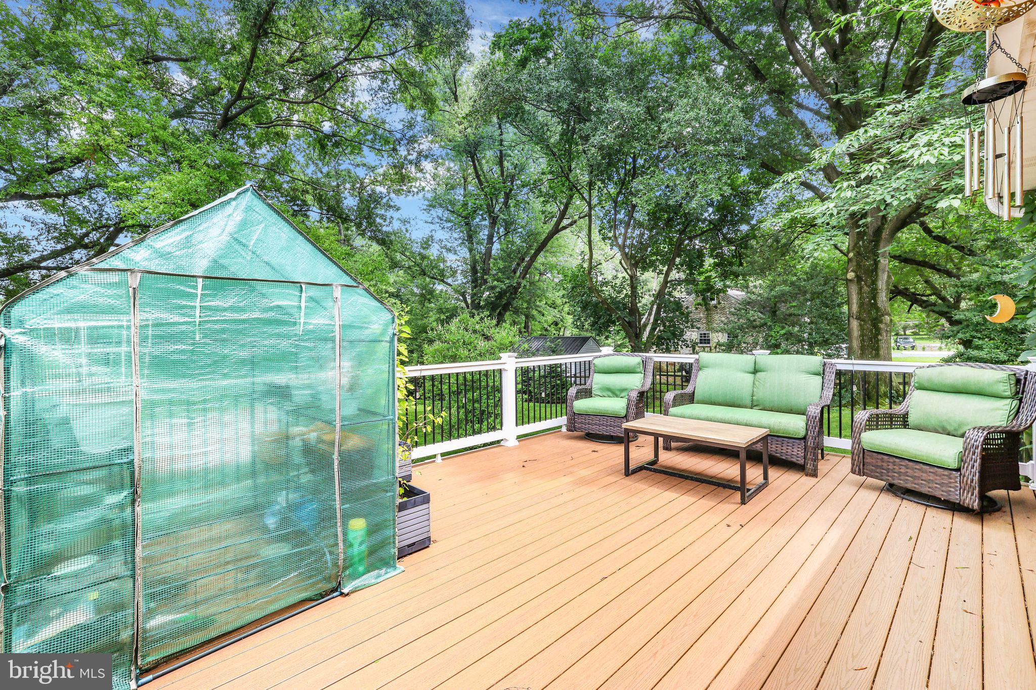 CHESTNUT RIDGE - Residential