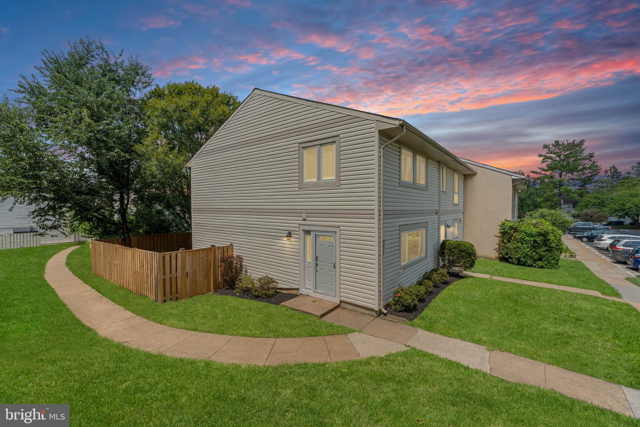 328 RENEAU WAY