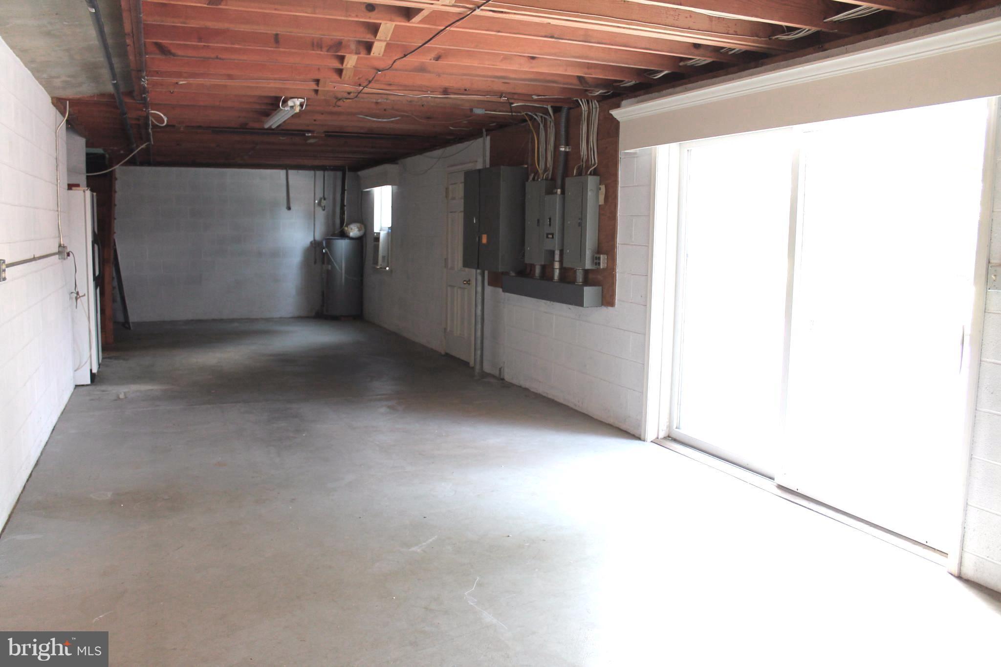 CLARY FARMS - Residential