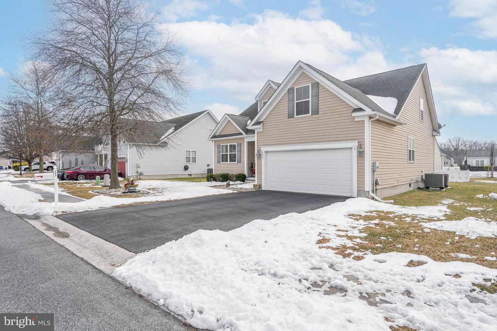 Photo of 303 Amberly Court, MILLSBORO, DE 19966 (MLS # DESU2104678)