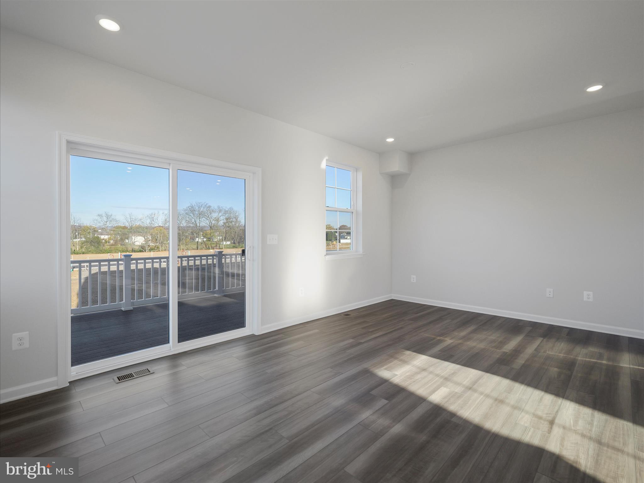 WILLOW GLEN - Residential Lease