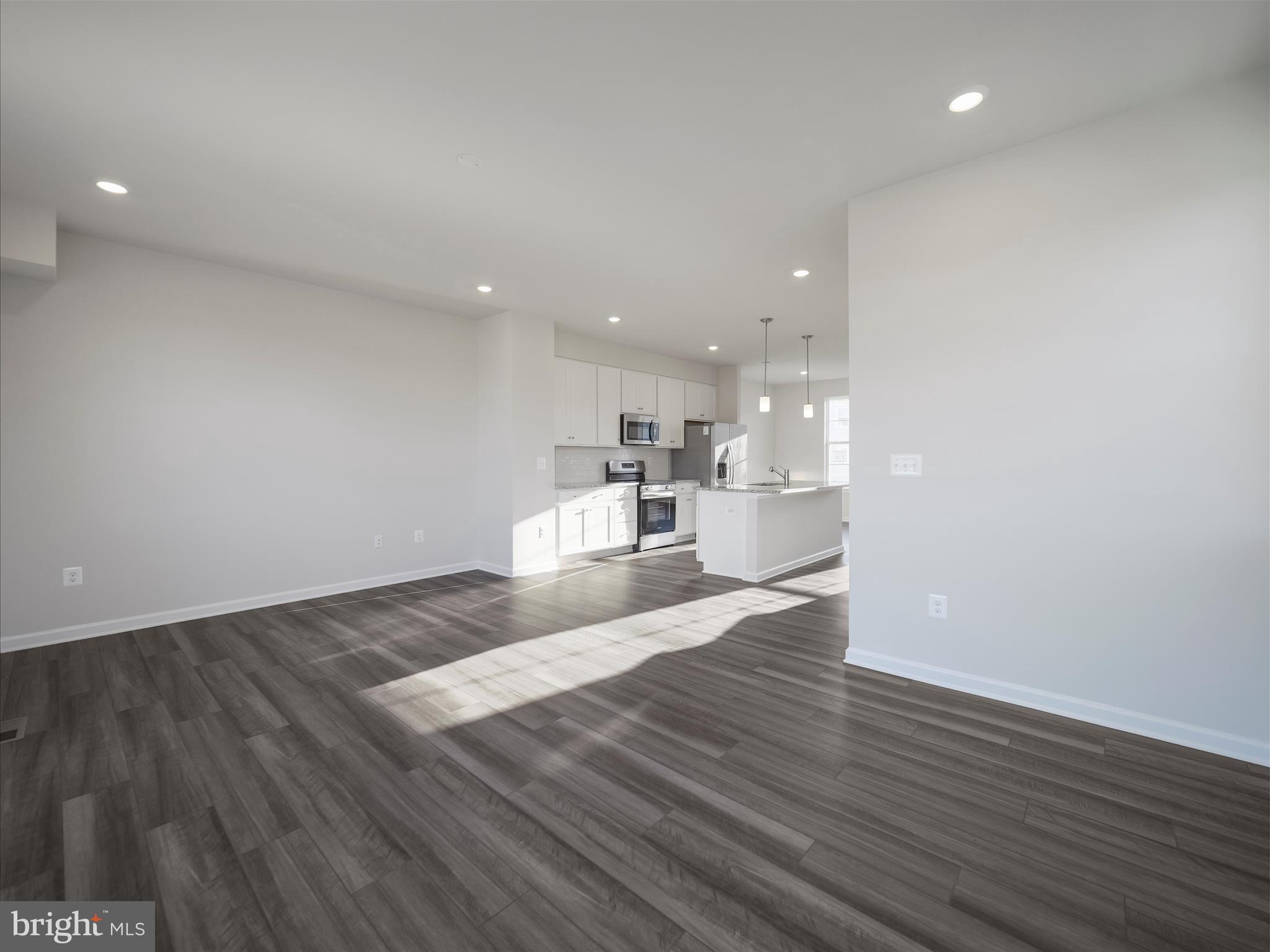 WILLOW GLEN - Residential Lease