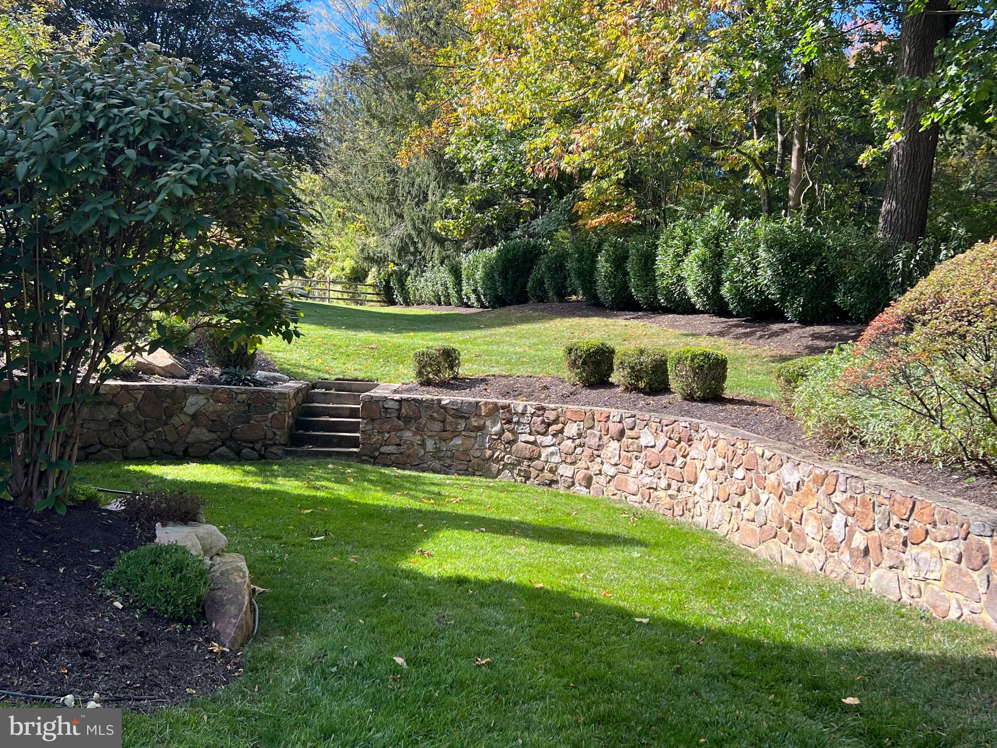 STONEGATE - Residential