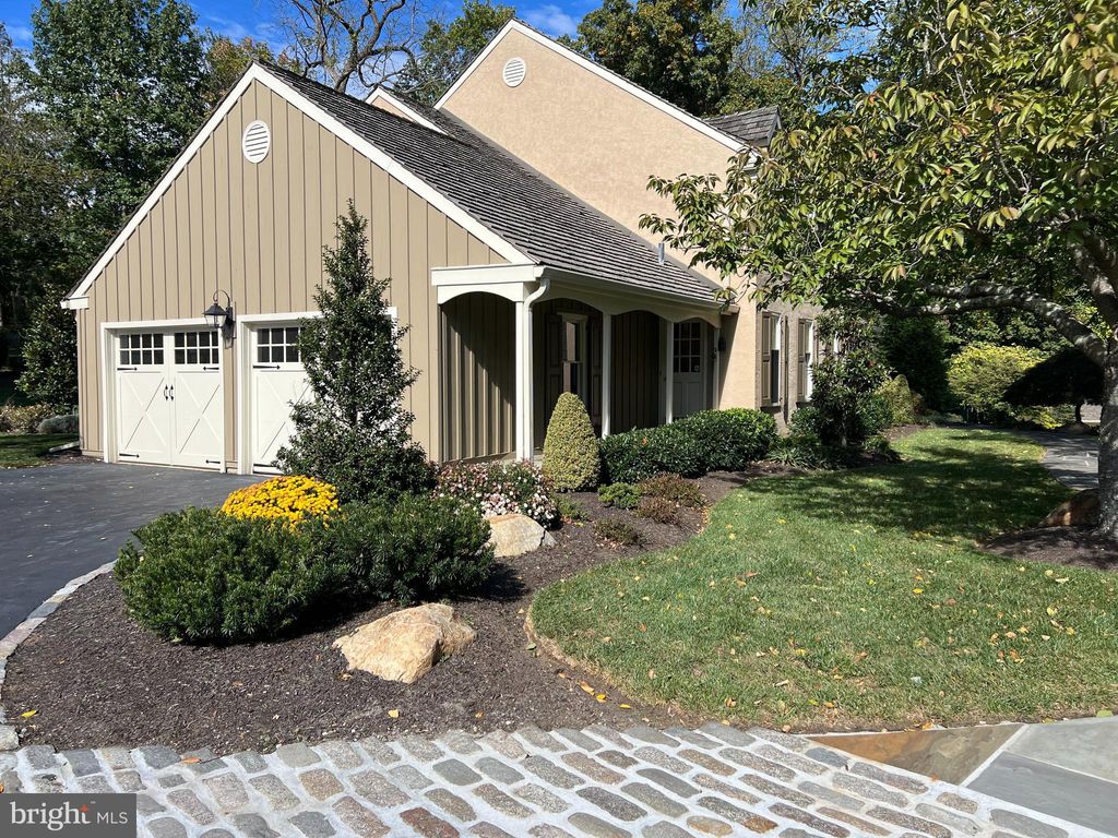 Photo of 287 Stonegate Drive, DEVON, PA 19333 (MLS # PACT2111804)