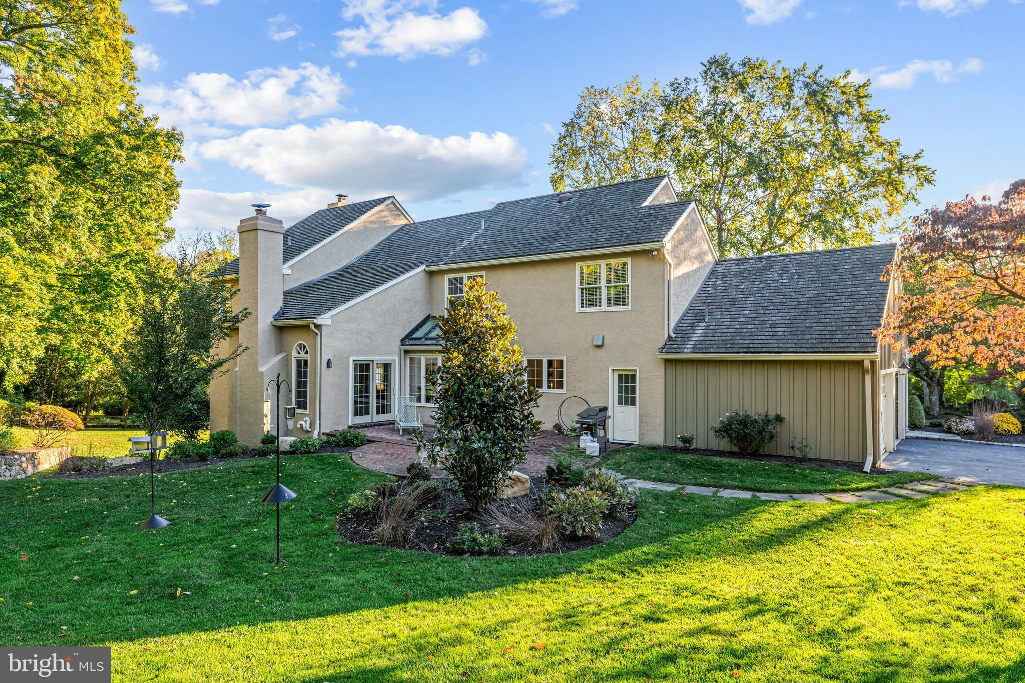 STONEGATE - Residential