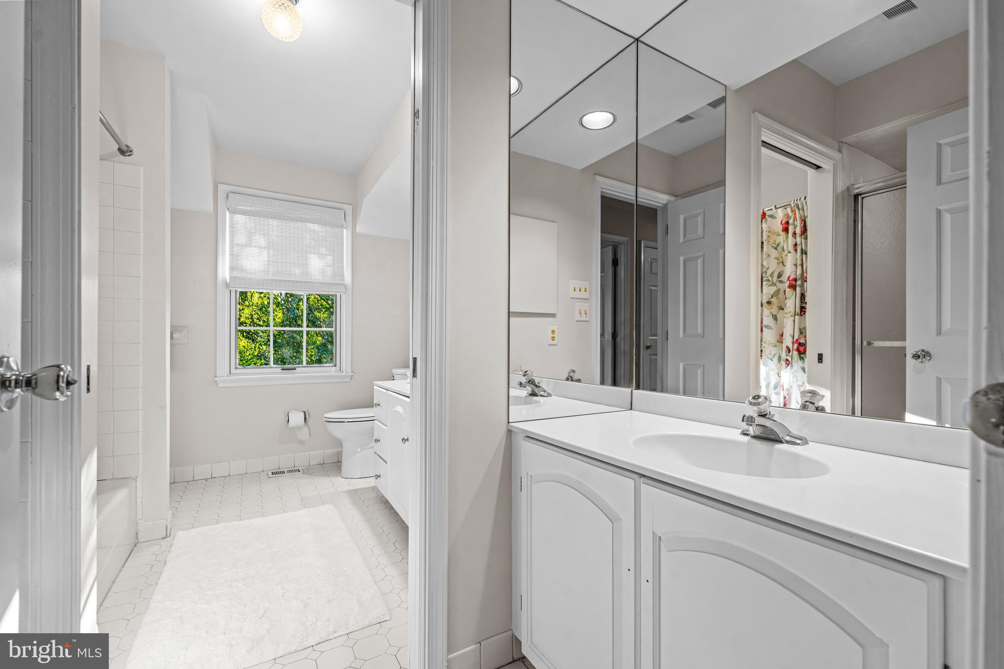 STONEGATE - Residential