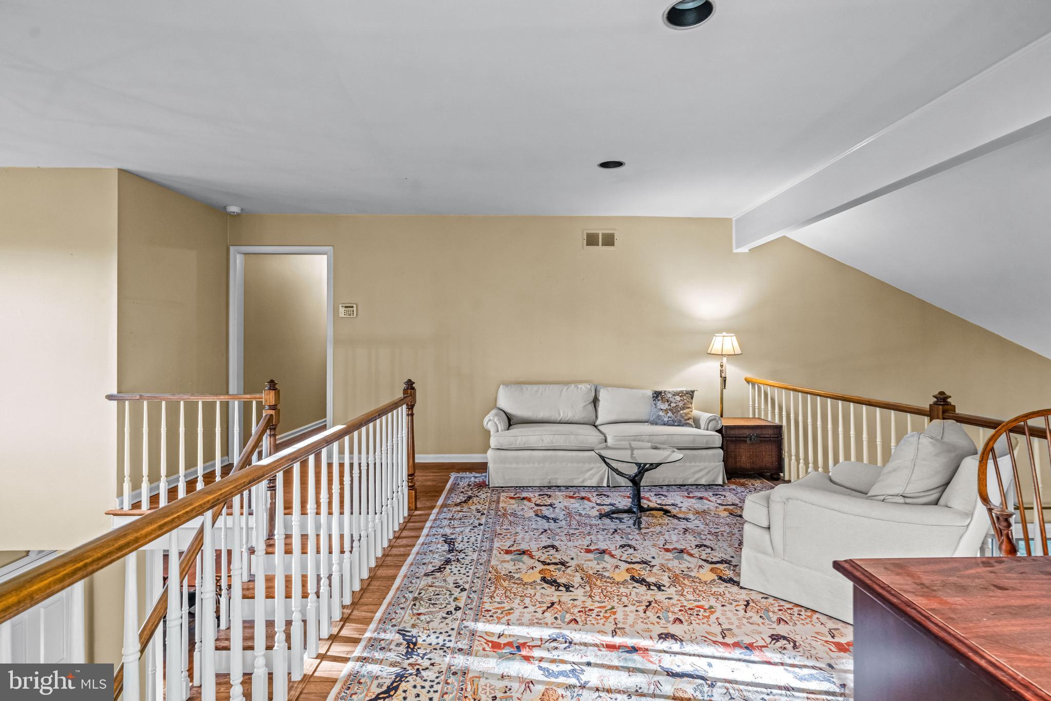 STONEGATE - Residential