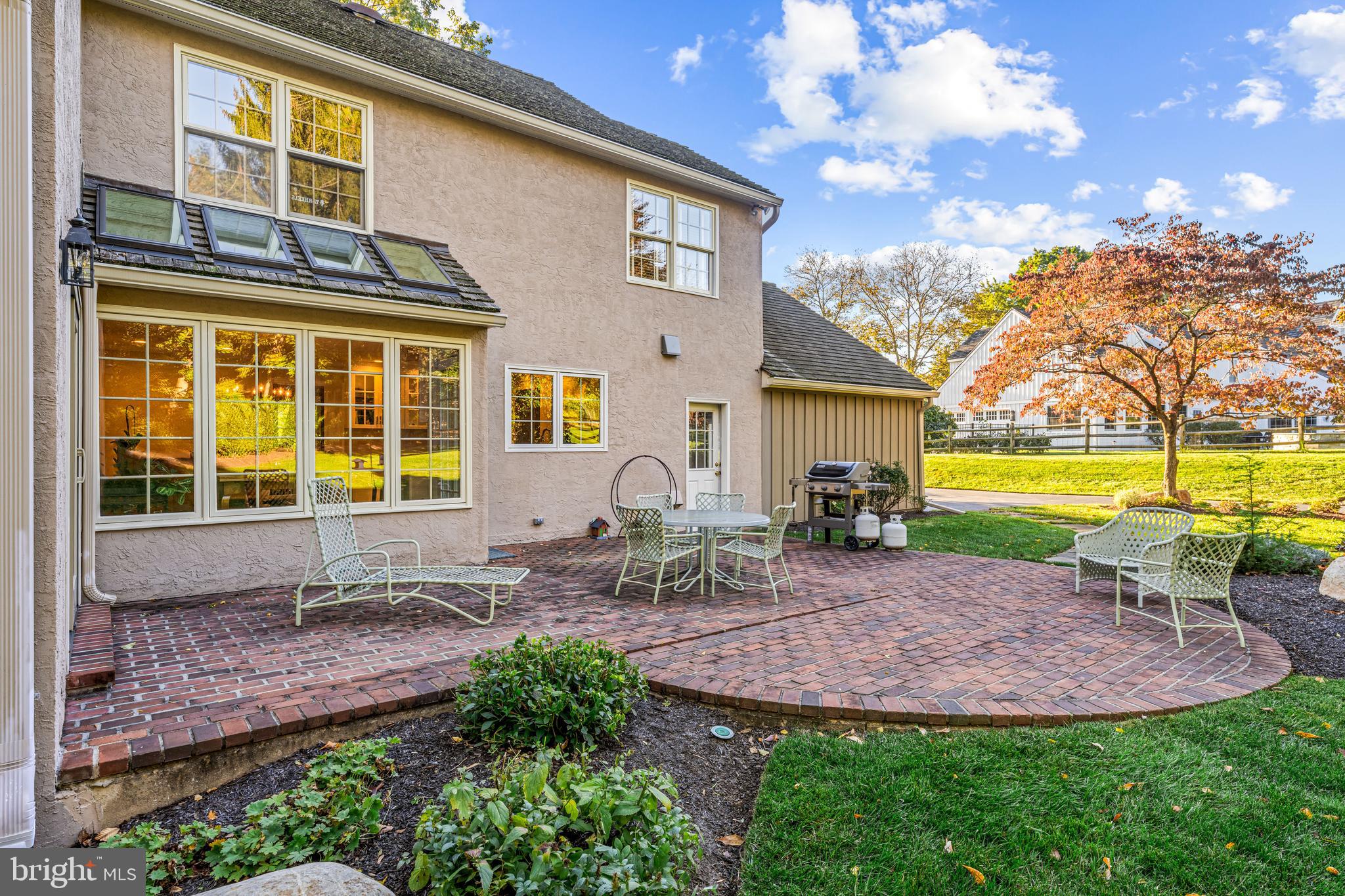 STONEGATE - Residential