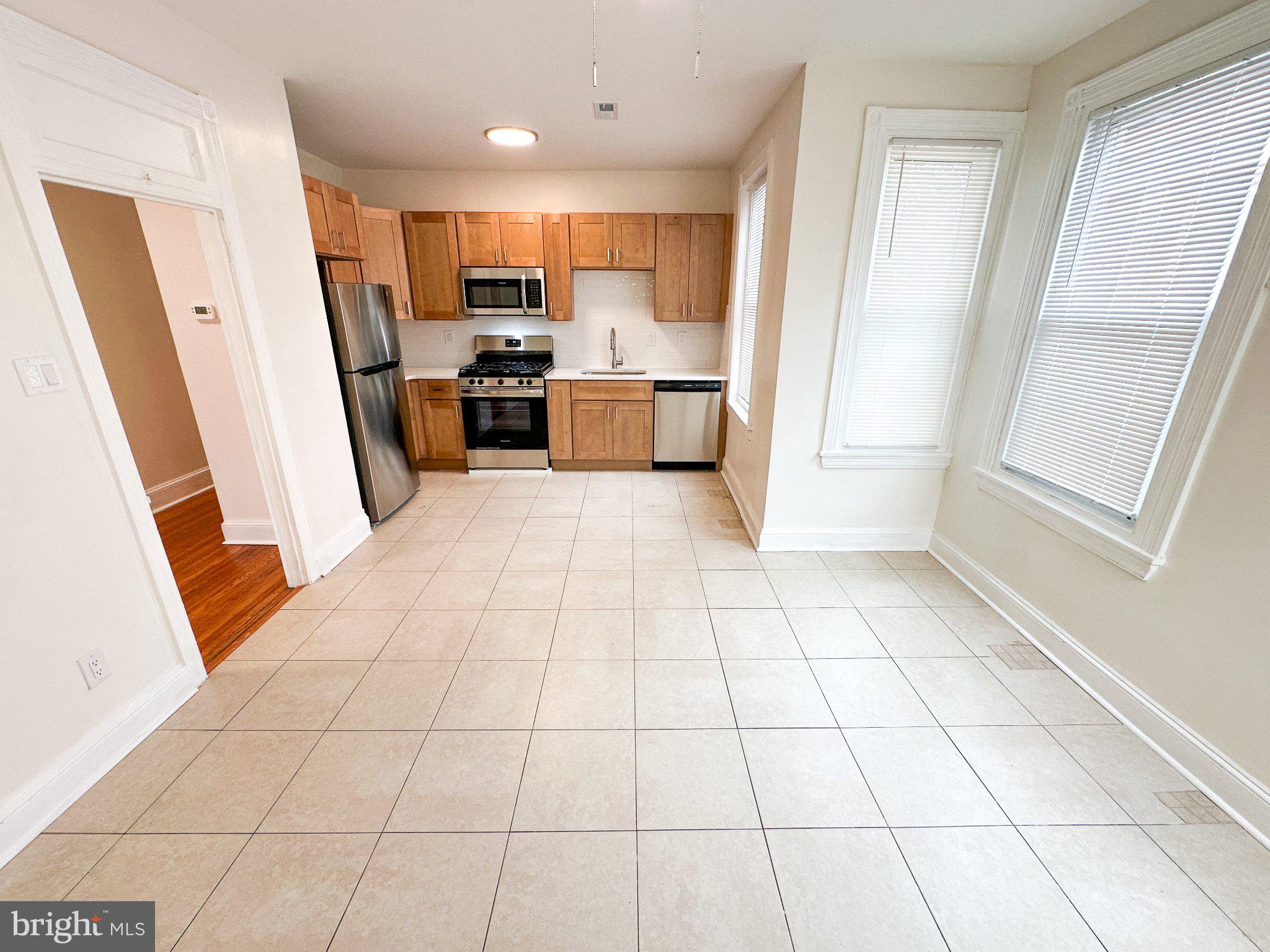 1103 FOULKROD STREET 2