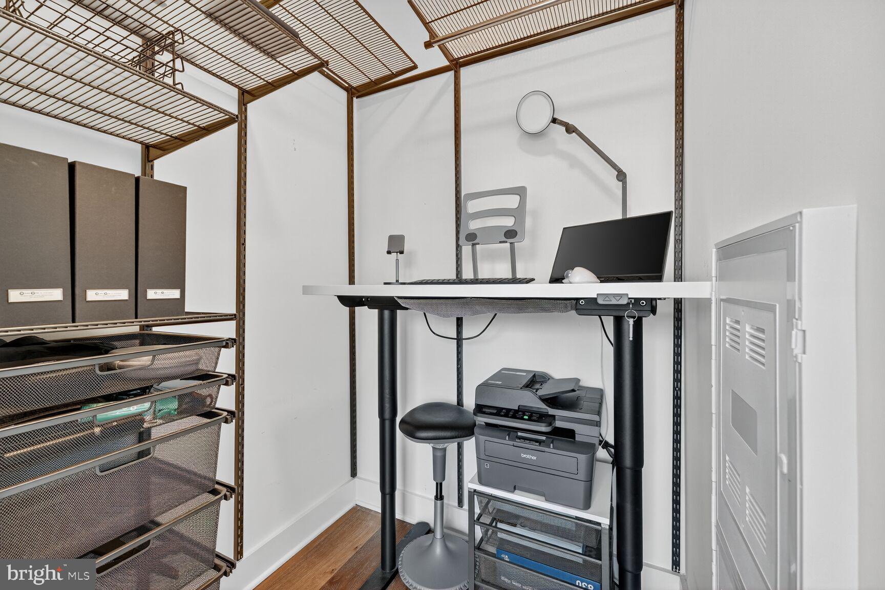 OLD TOWN ALEXANDRIA - Residential