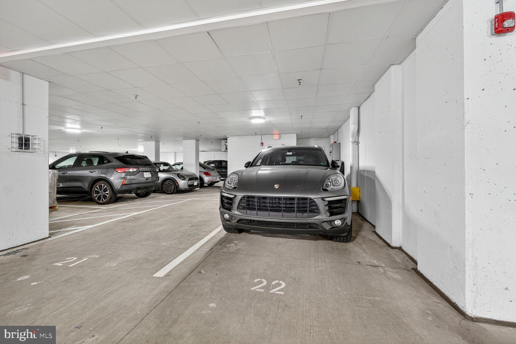 OLD TOWN ALEXANDRIA - Residential