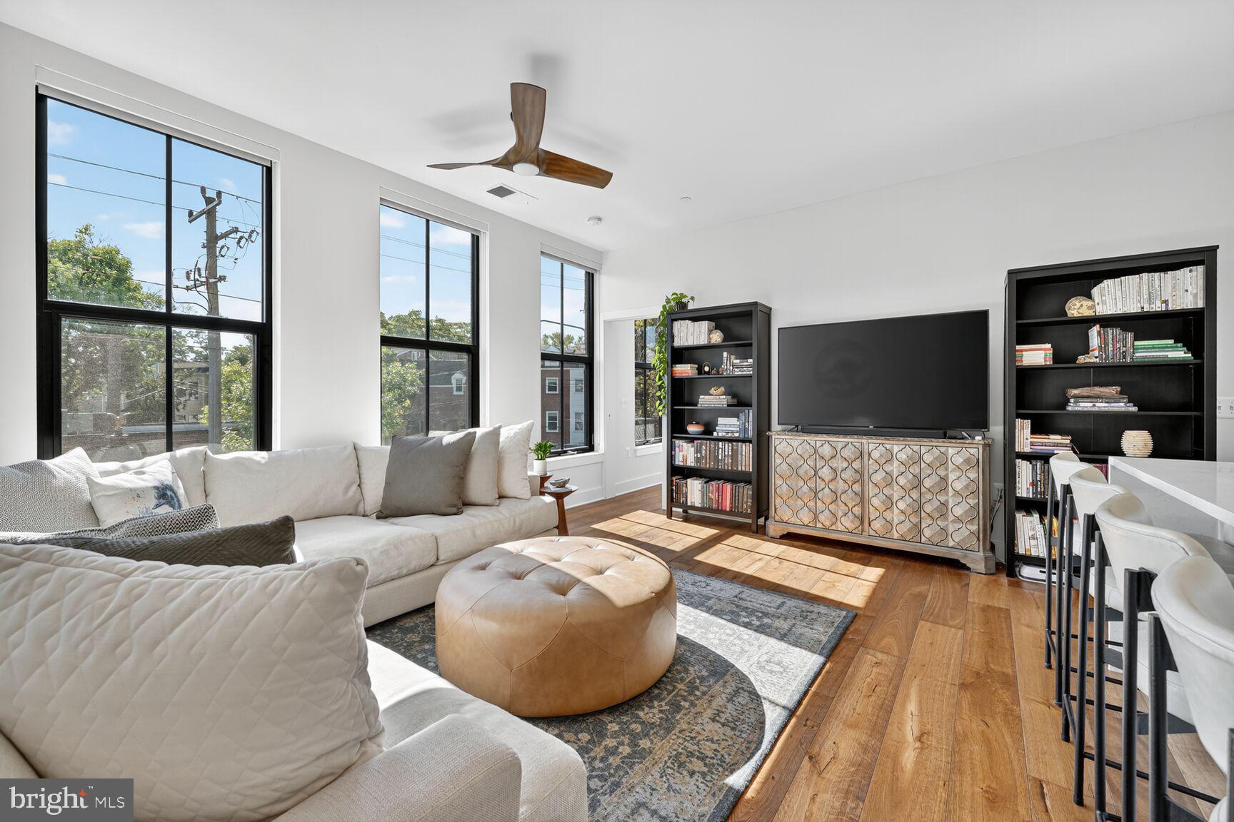 OLD TOWN ALEXANDRIA - Residential