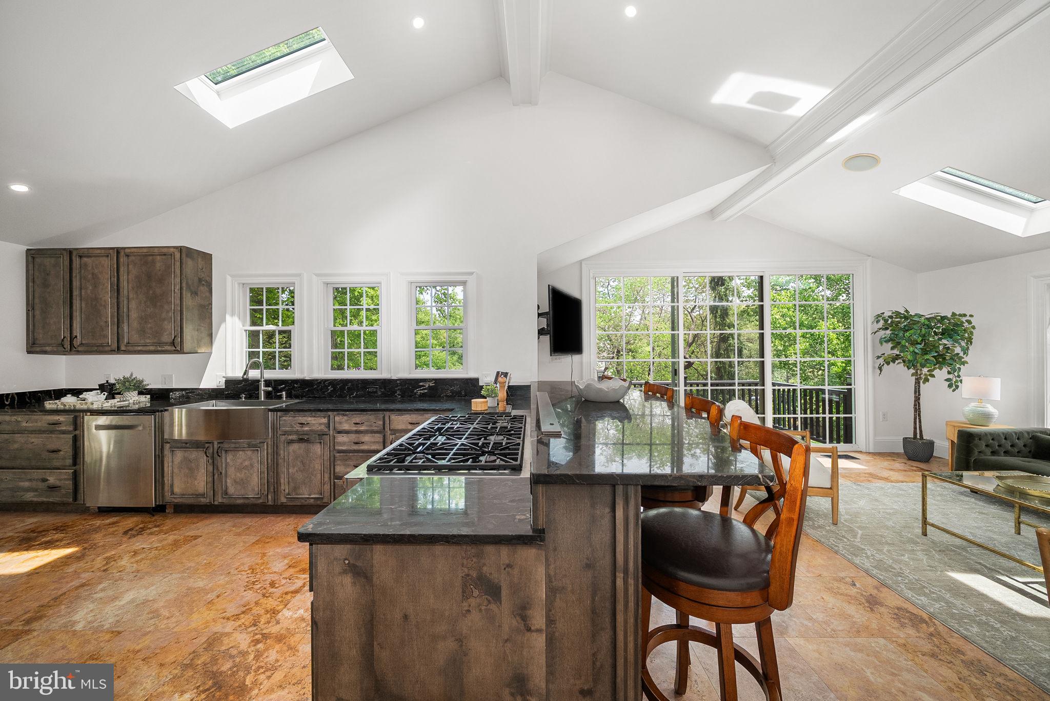 JANNEYS LANE - Residential