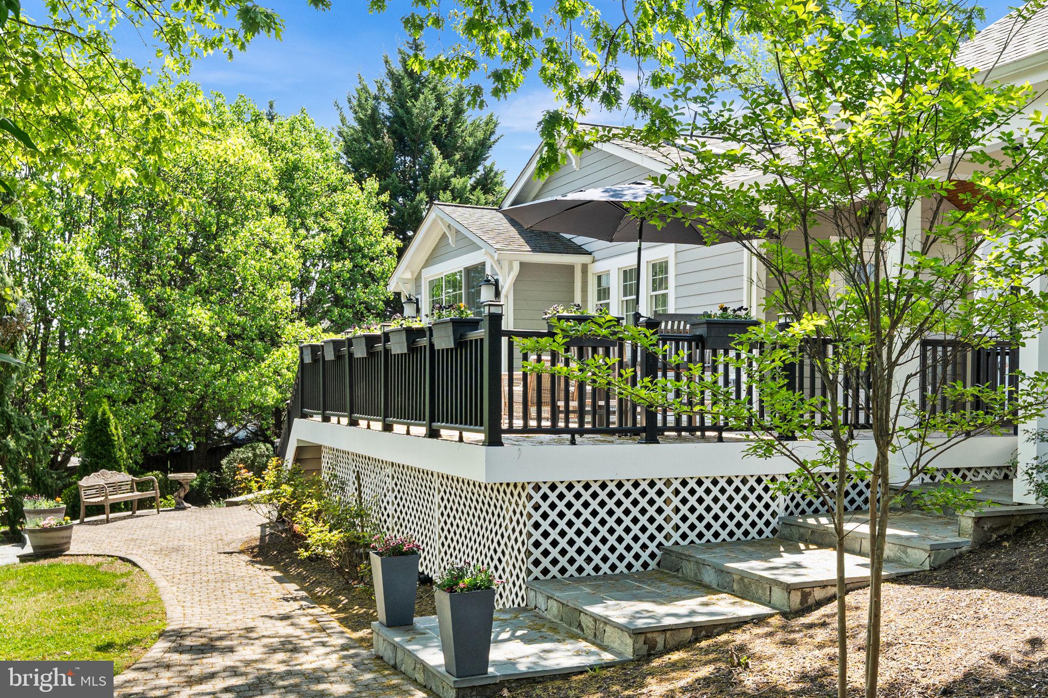 JANNEYS LANE - Residential