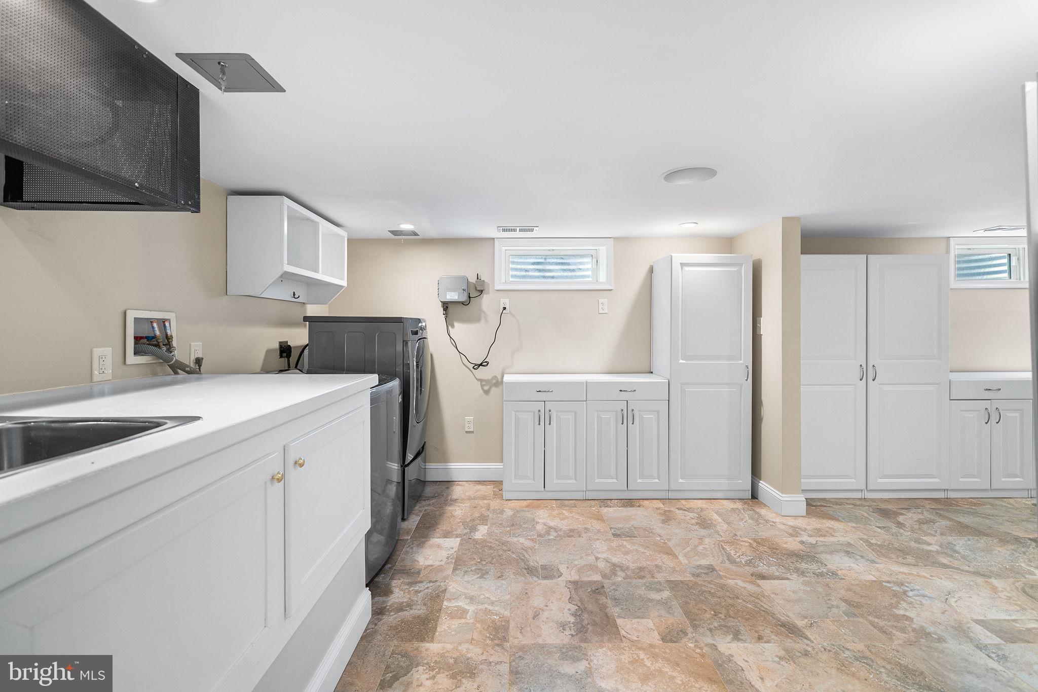 JANNEYS LANE - Residential