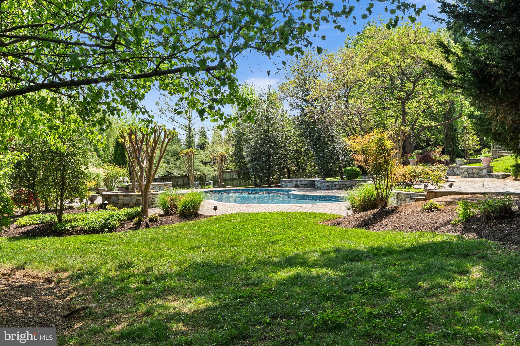 JANNEYS LANE - Residential