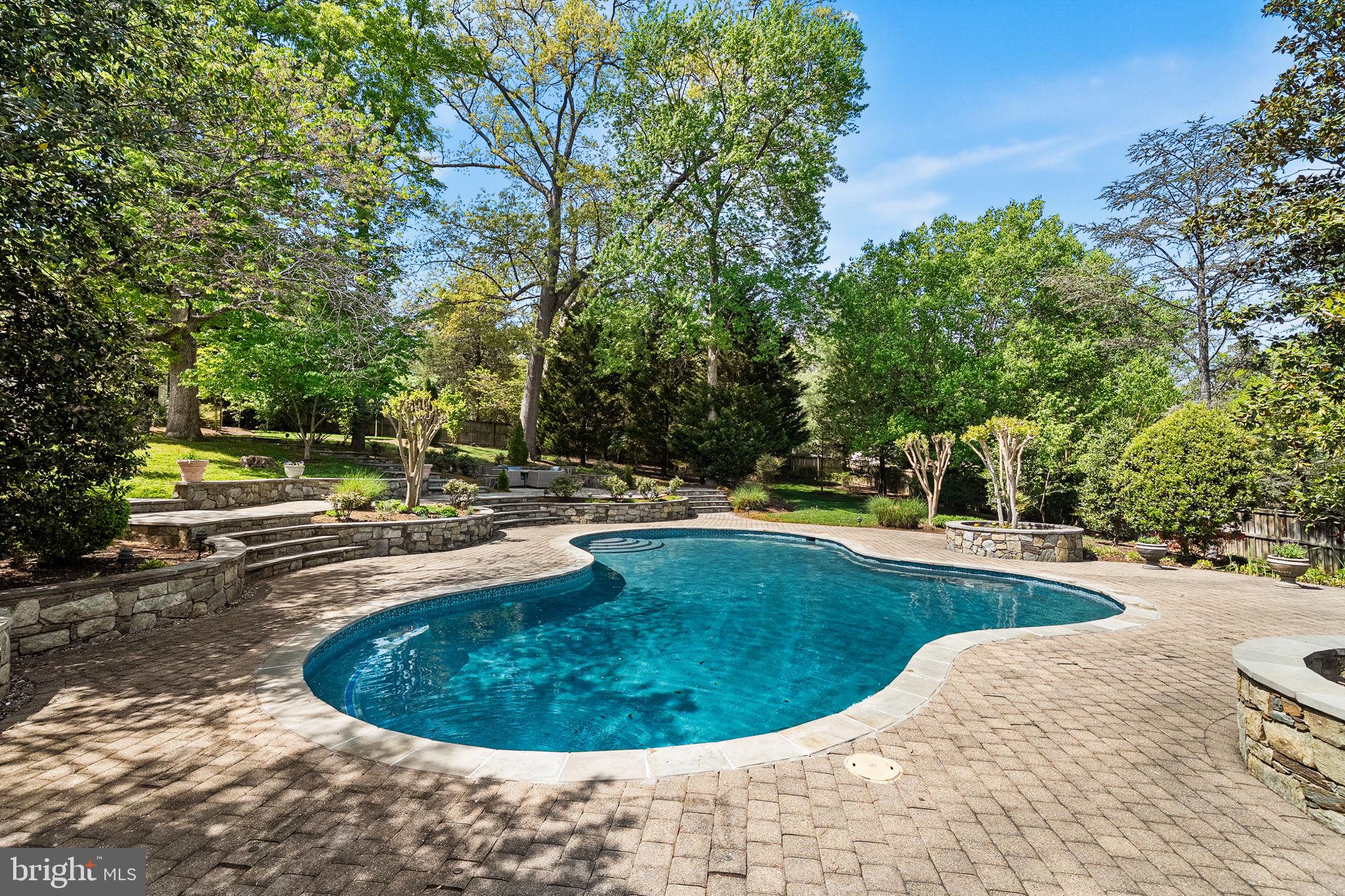 JANNEYS LANE - Residential