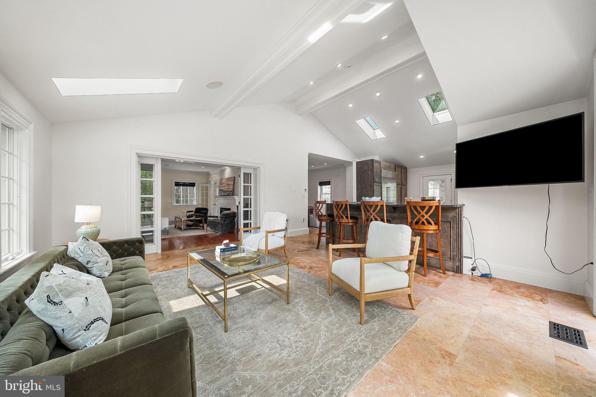 JANNEYS LANE - Residential