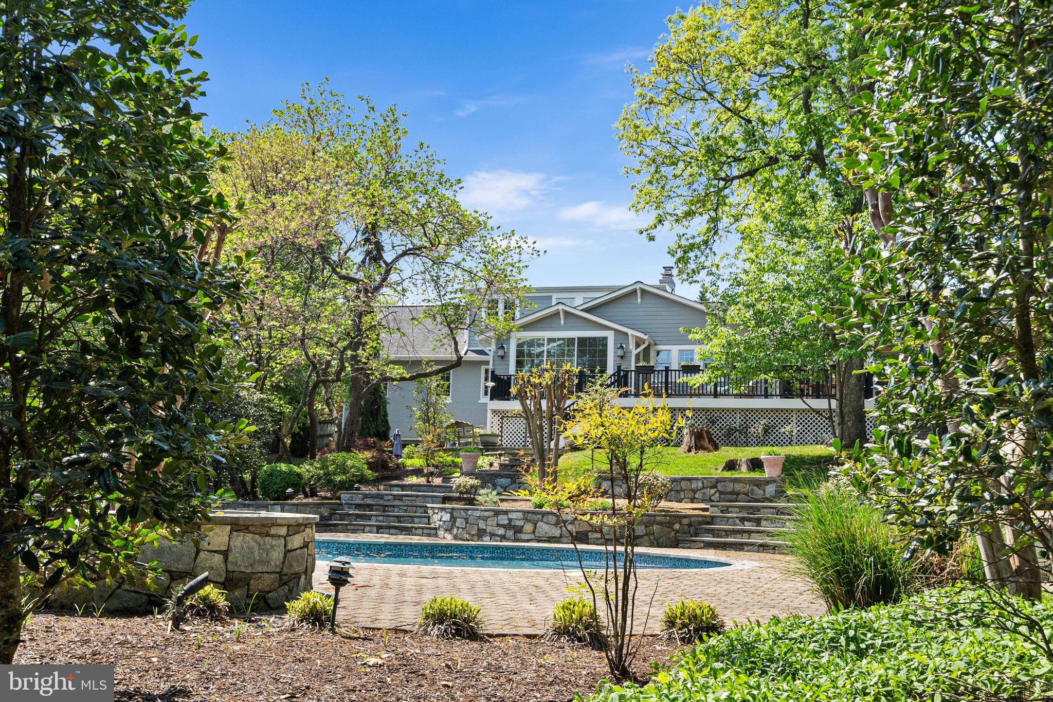 JANNEYS LANE - Residential