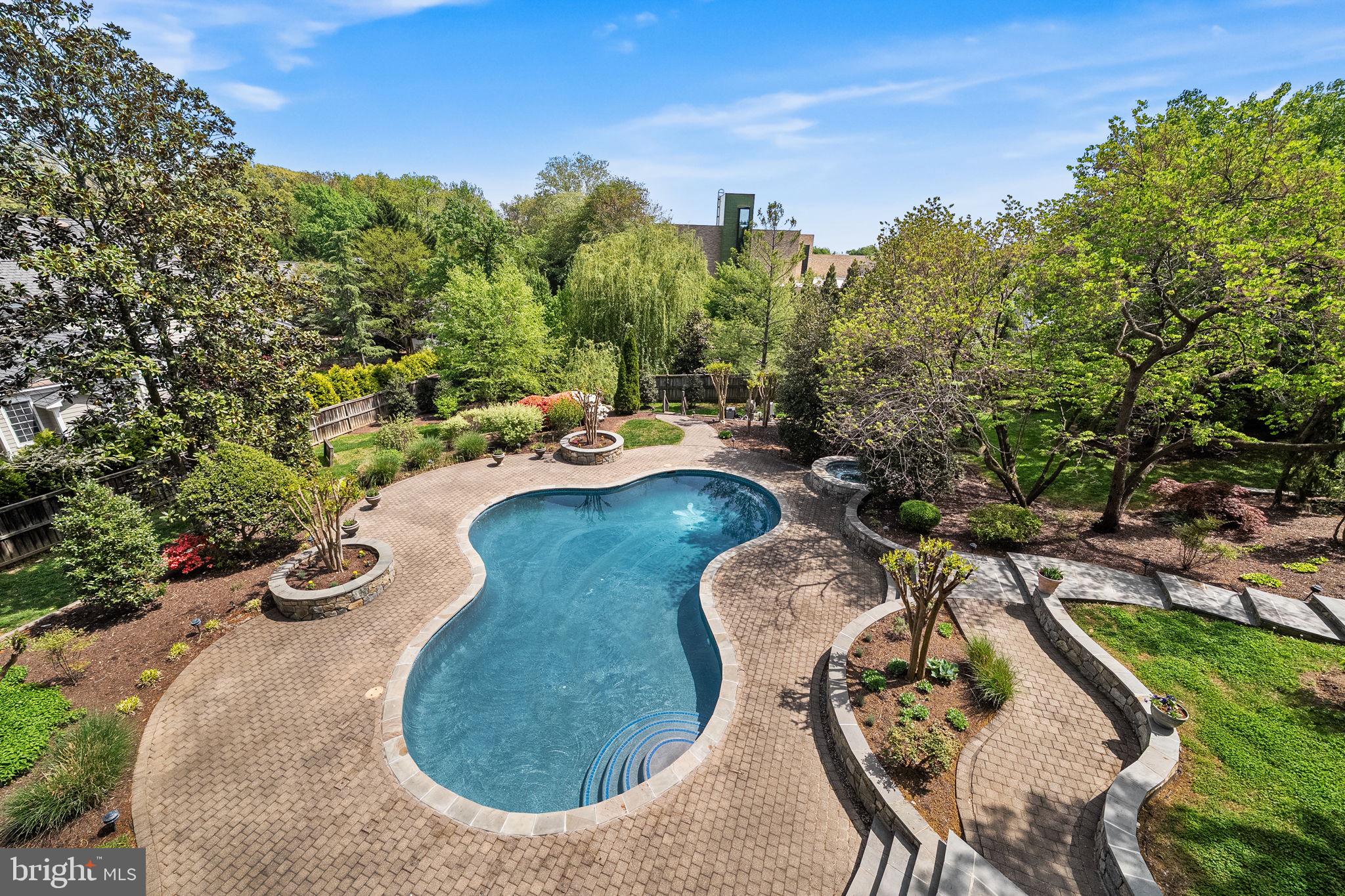 JANNEYS LANE - Residential