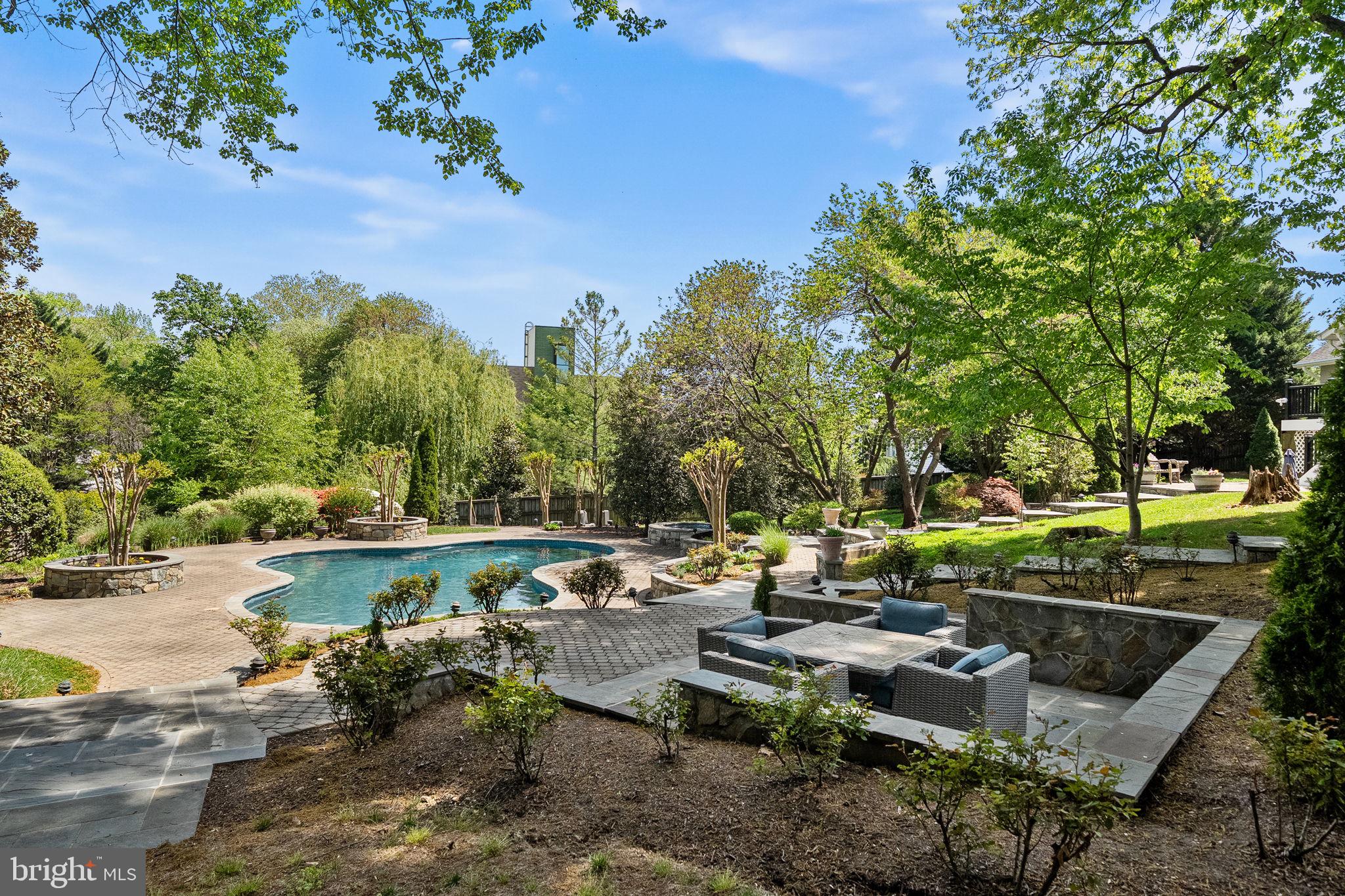 JANNEYS LANE - Residential