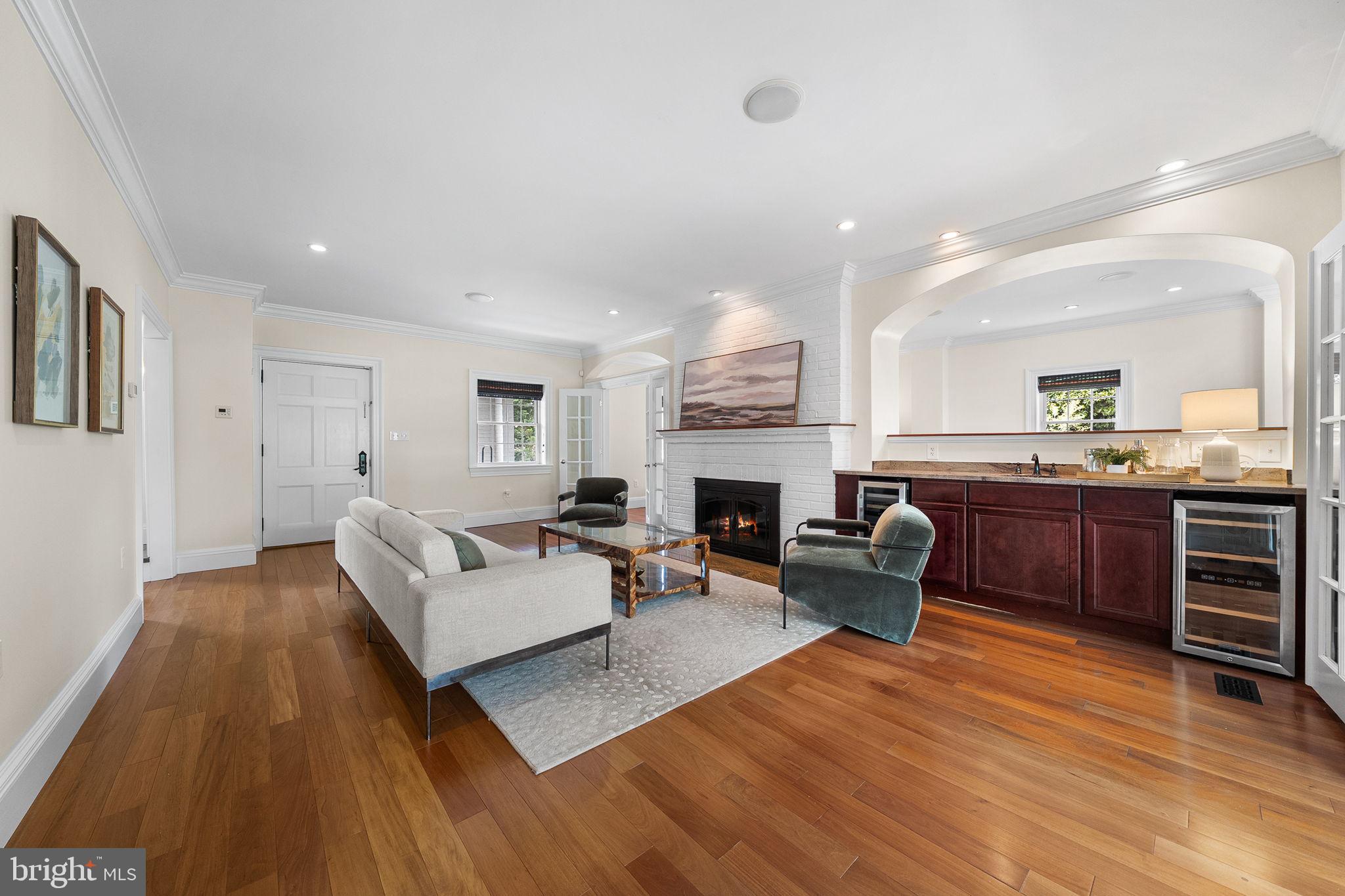 JANNEYS LANE - Residential