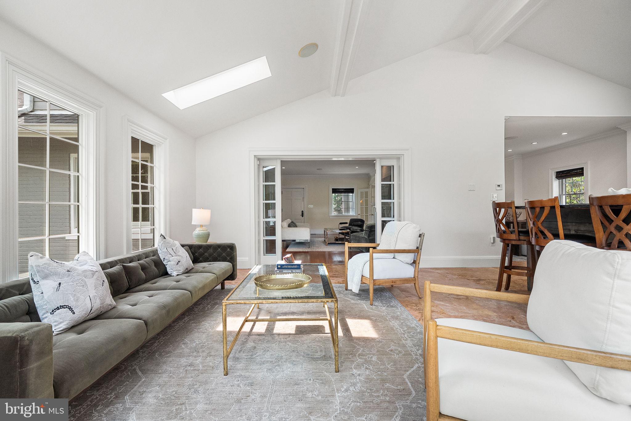 JANNEYS LANE - Residential