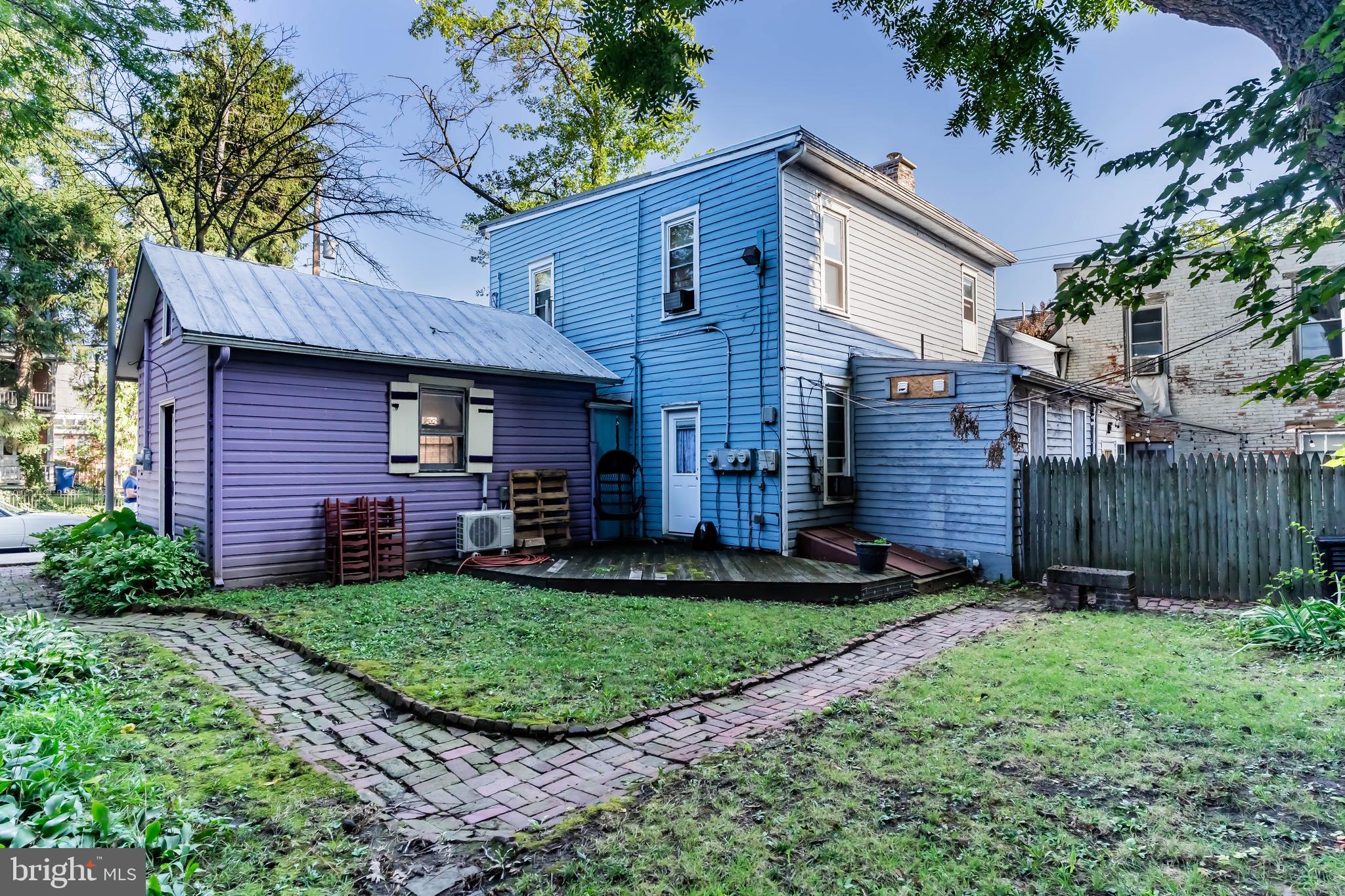 216-224 4TH STREET