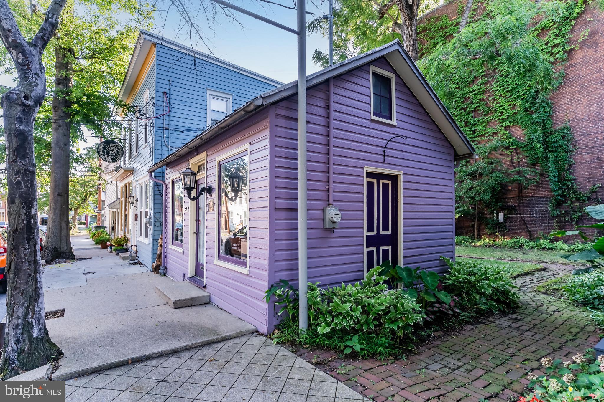 216-224 4TH STREET