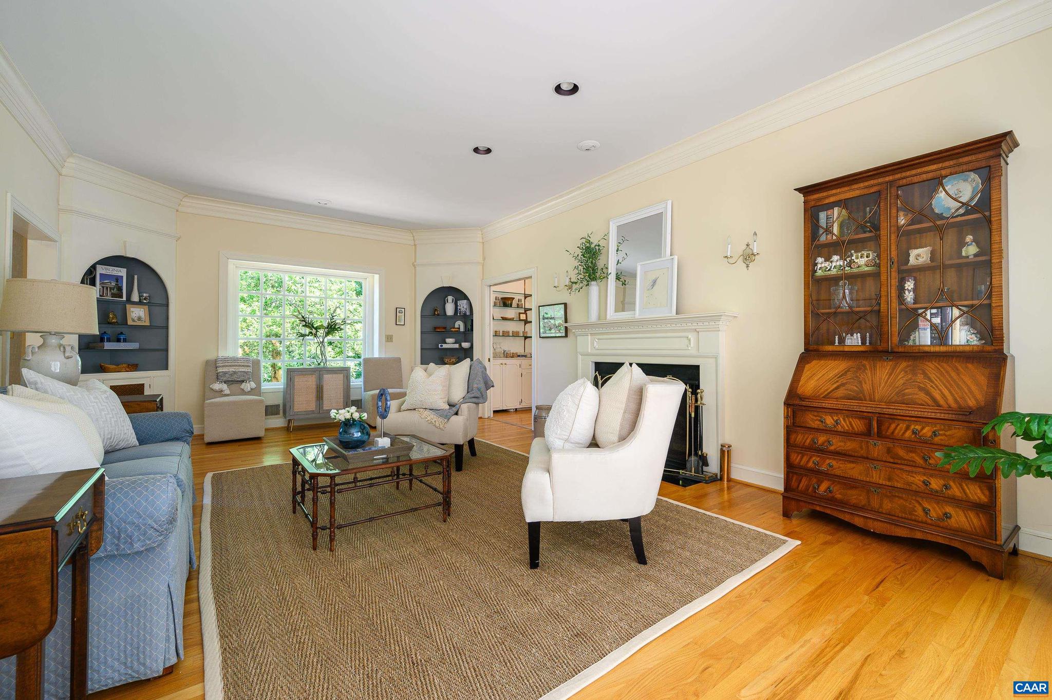 EDNAM FOREST - Residential