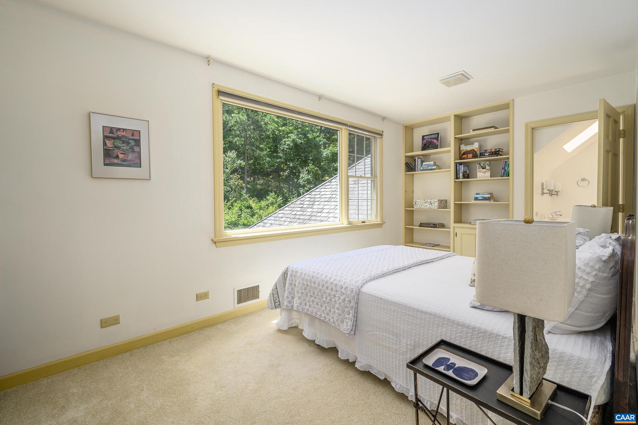 EDNAM FOREST - Residential