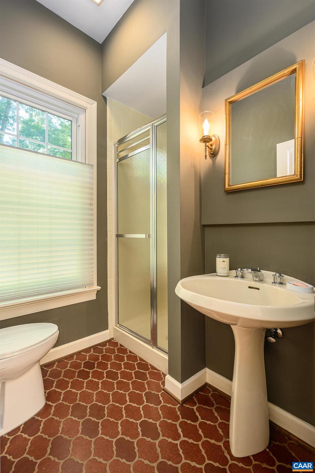 EDNAM FOREST - Residential