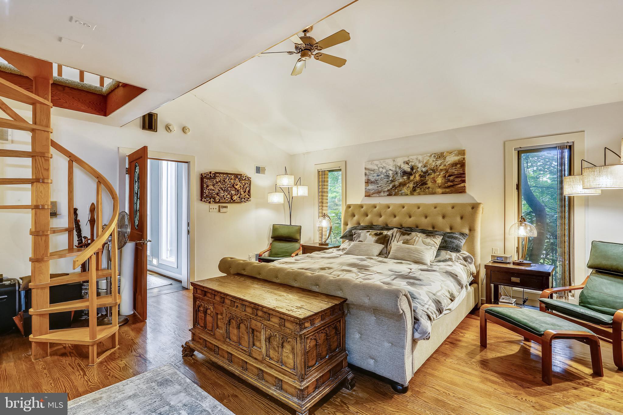 POTOMAC OUTSIDE - Residential