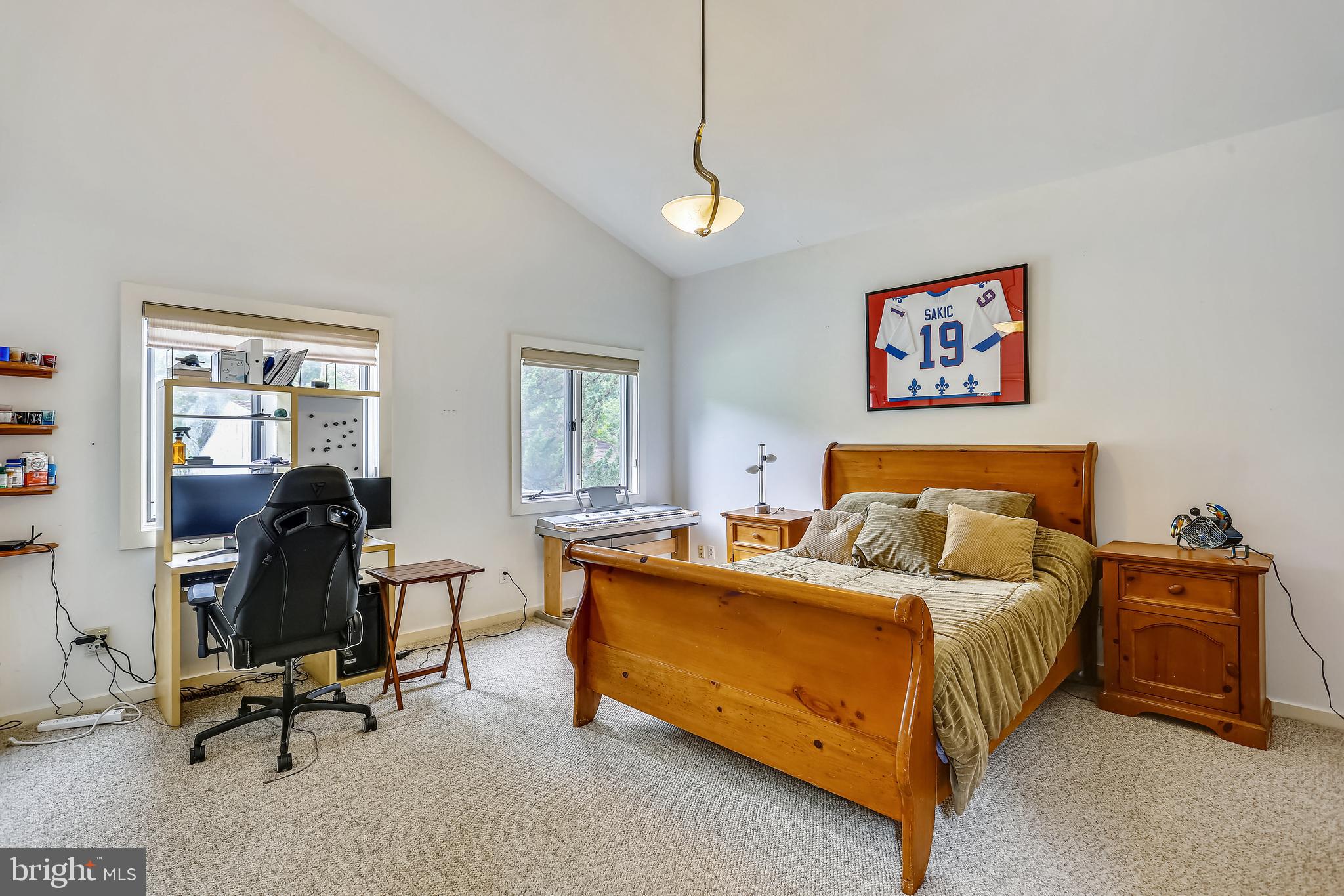 POTOMAC OUTSIDE - Residential